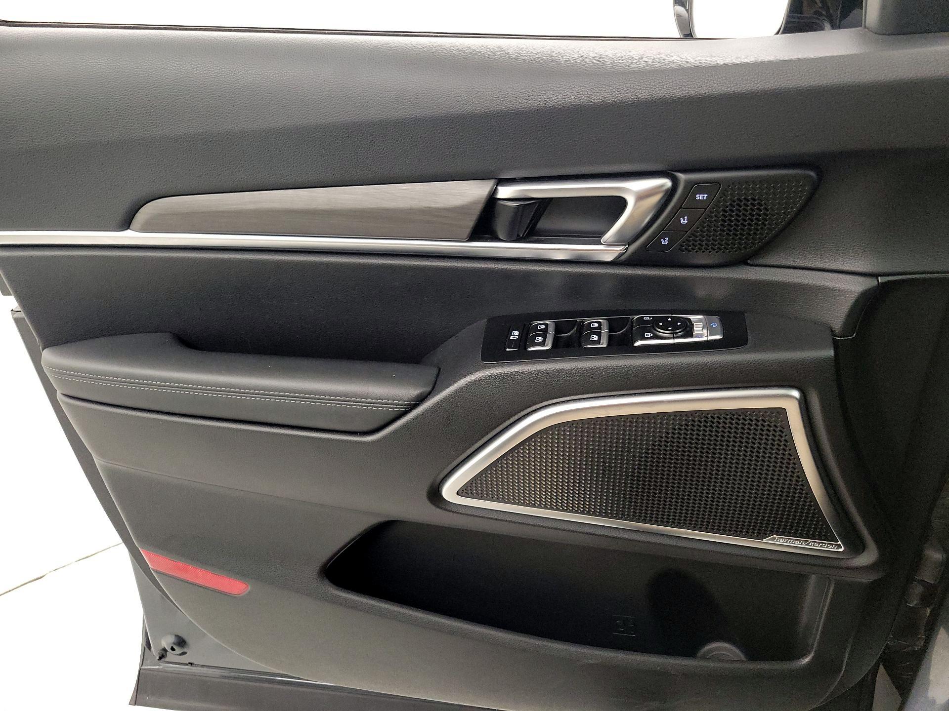 Thumbnail: 2023 Kia Telluride - 12