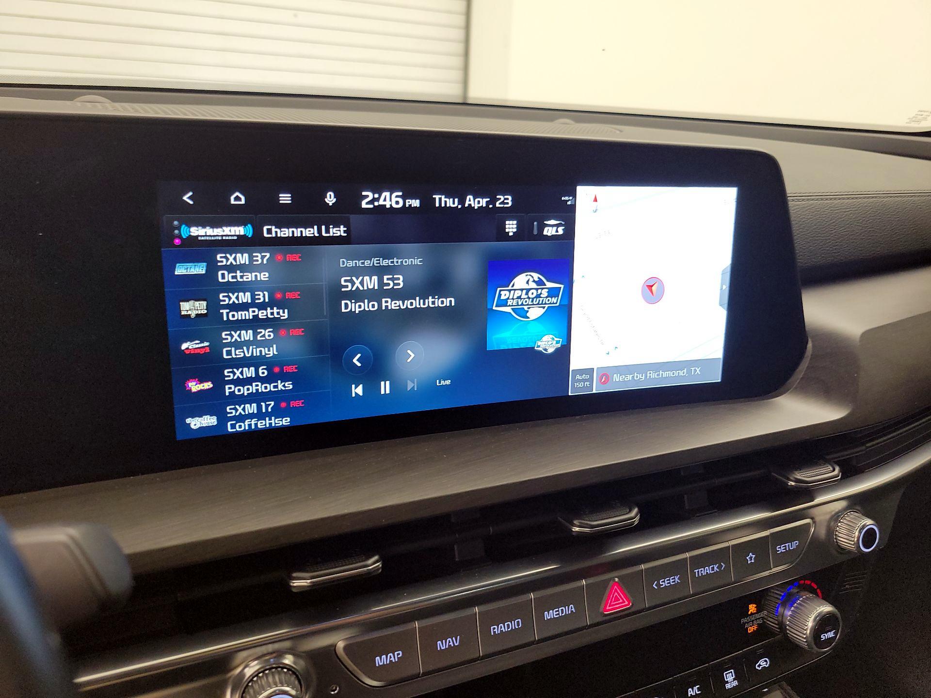 Thumbnail: 2023 Kia Telluride - 16