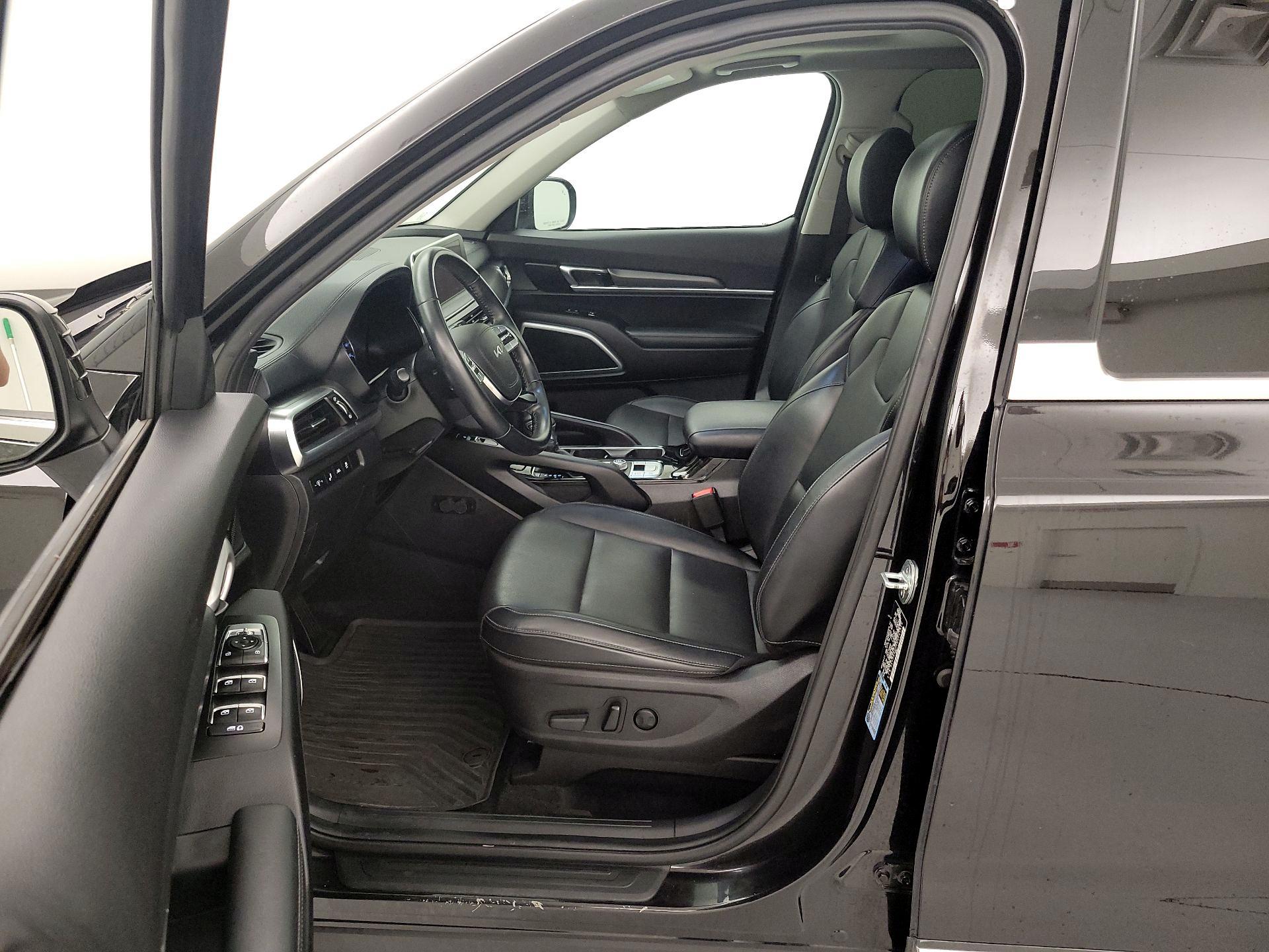 Thumbnail: 2022 Kia Telluride - 11