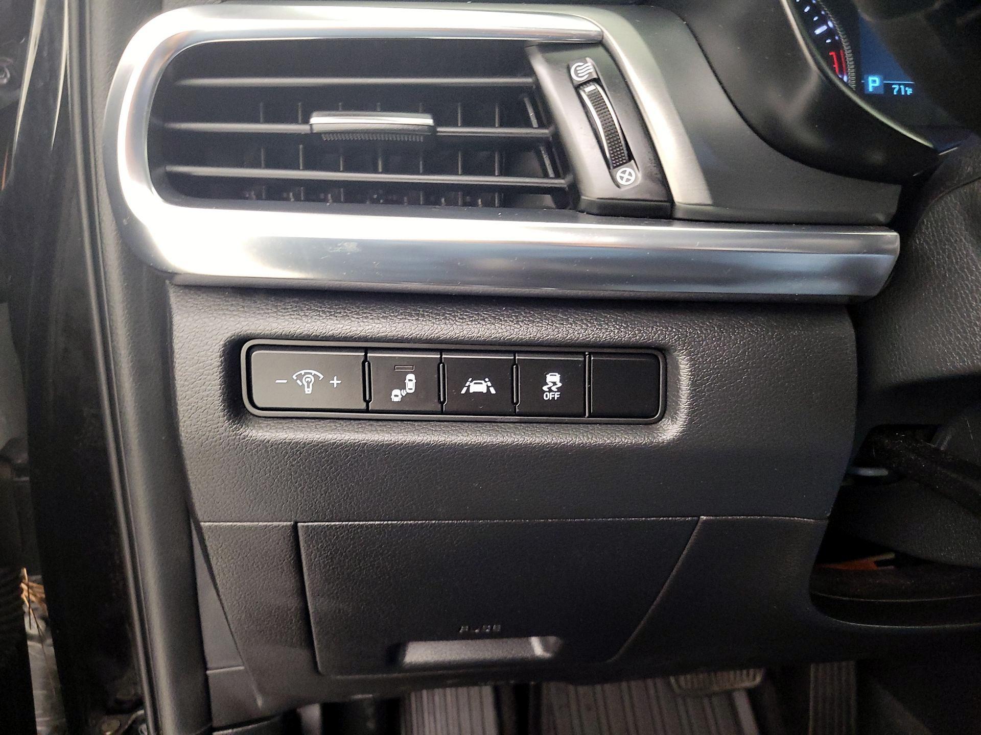 Thumbnail: 2022 Kia Telluride - 13