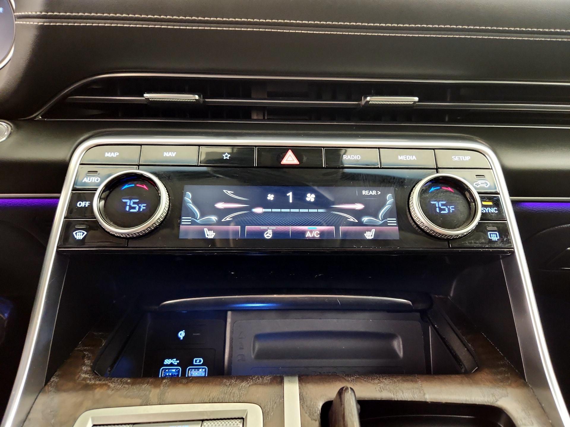 Thumbnail: 2024 Genesis GV80 - 17