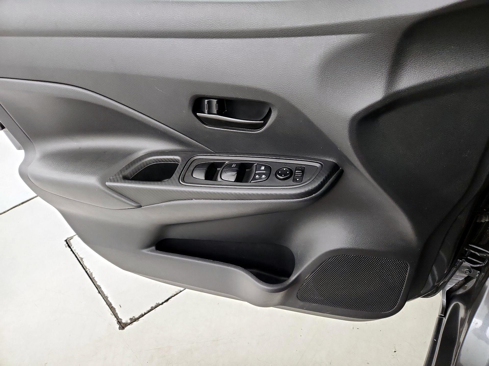 Thumbnail: 2021 Nissan Versa - 12