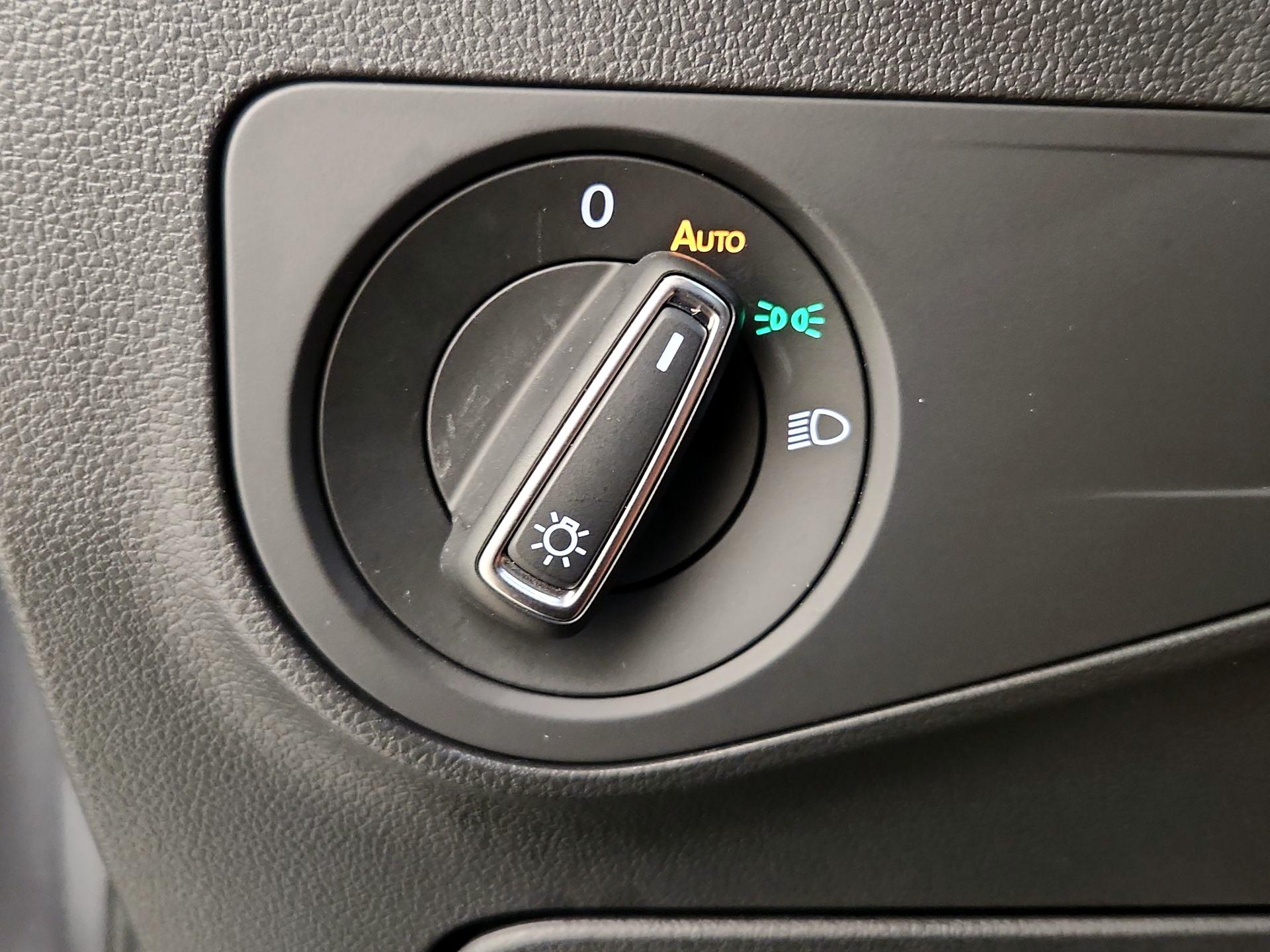 Thumbnail: 2024 Volkswagen Tiguan - 13