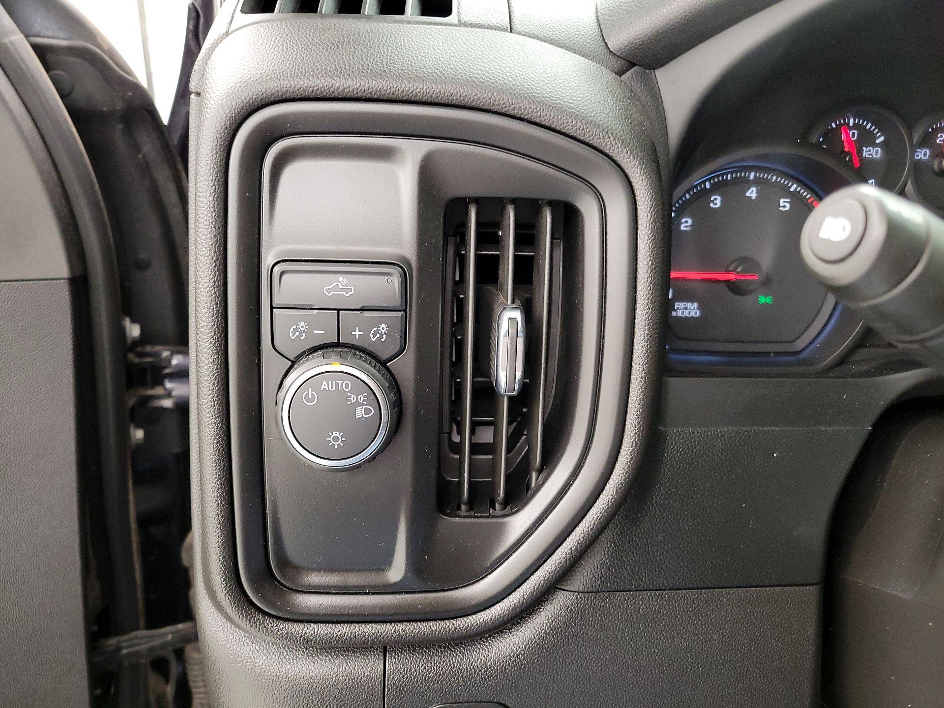 Thumbnail: 2024 Chevrolet Silverado 2500 - 13