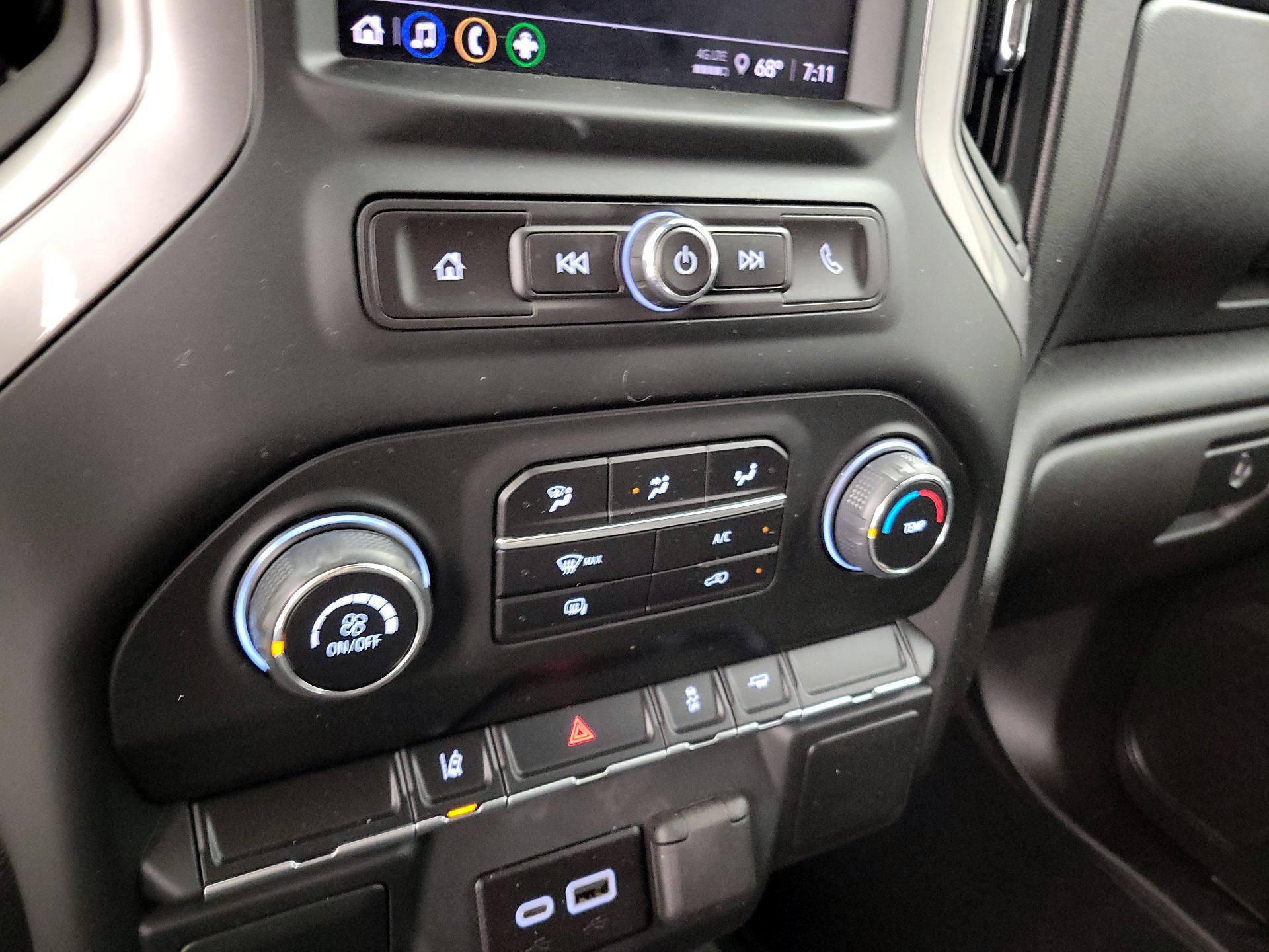 Thumbnail: 2024 Chevrolet Silverado 2500 - 16