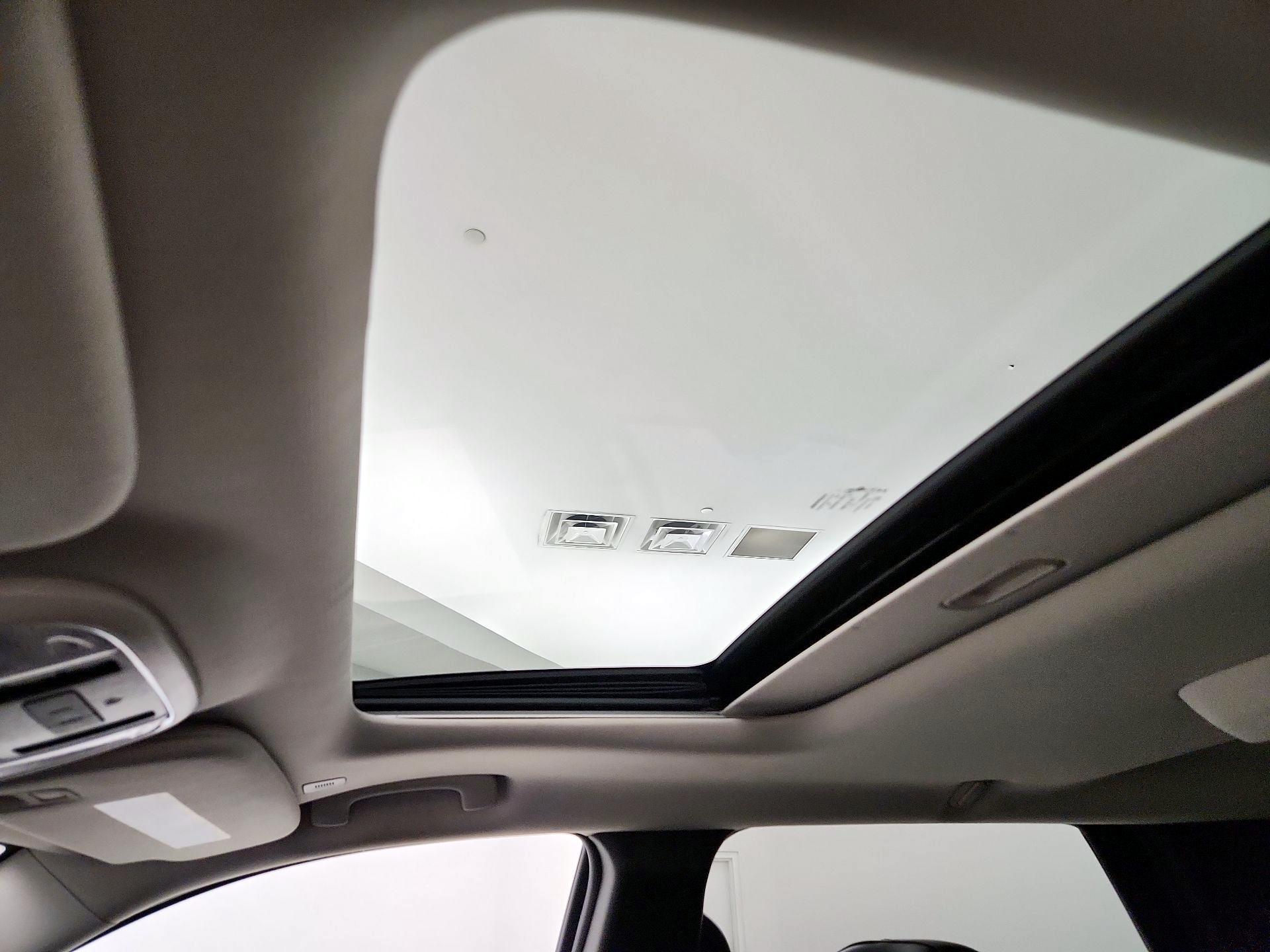 Thumbnail: 2020 Dodge Durango - 19