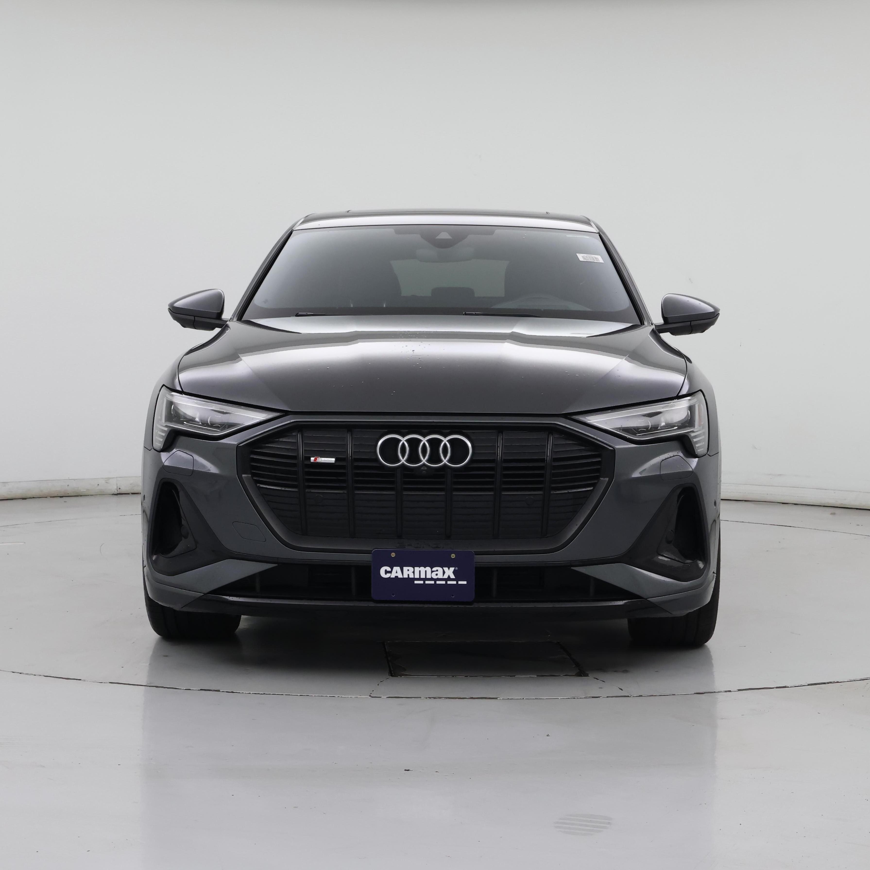 Thumbnail: 2023 Audi e-tron S - 5