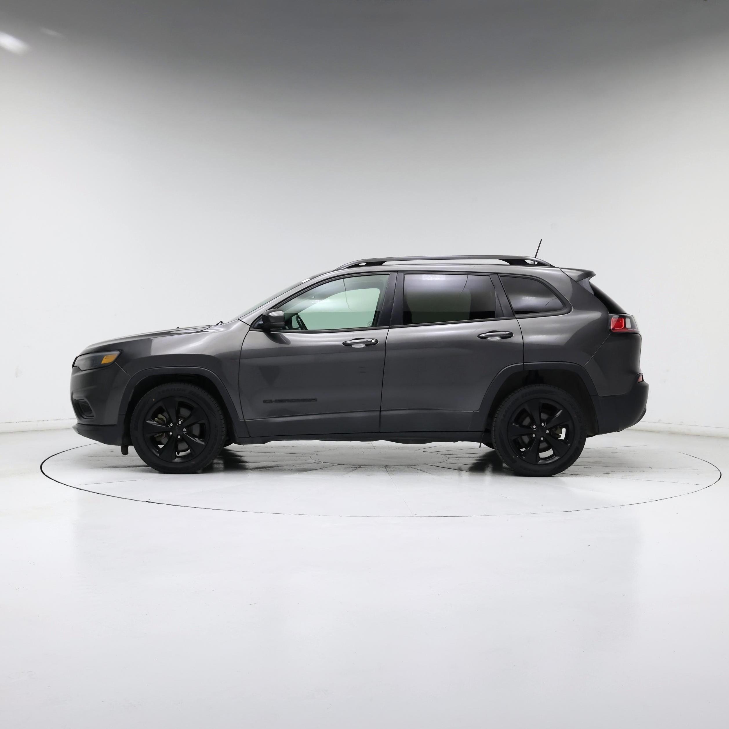 Thumbnail: 2019 Jeep Cherokee - 3