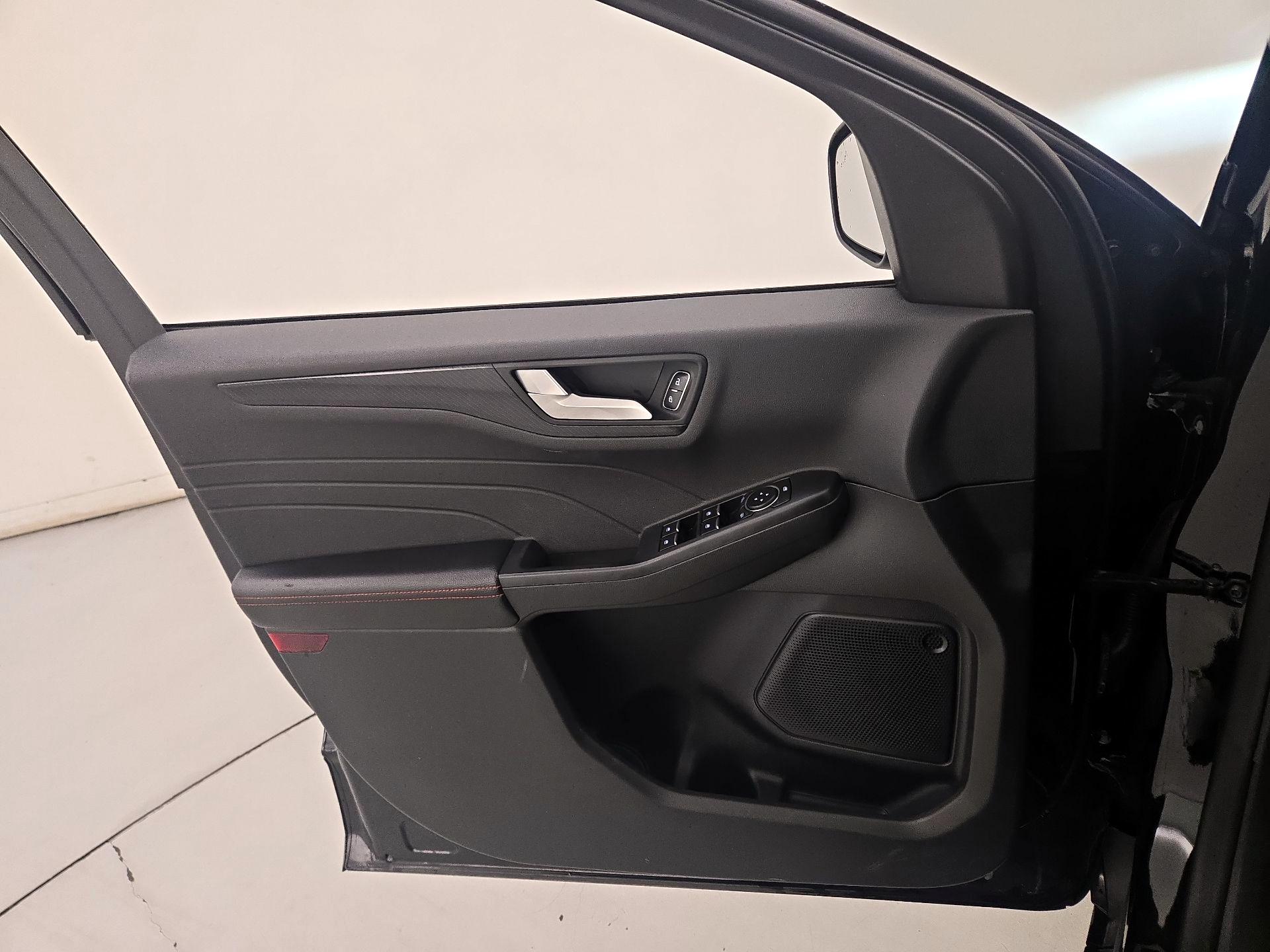 Thumbnail: 2024 Ford Escape - 12