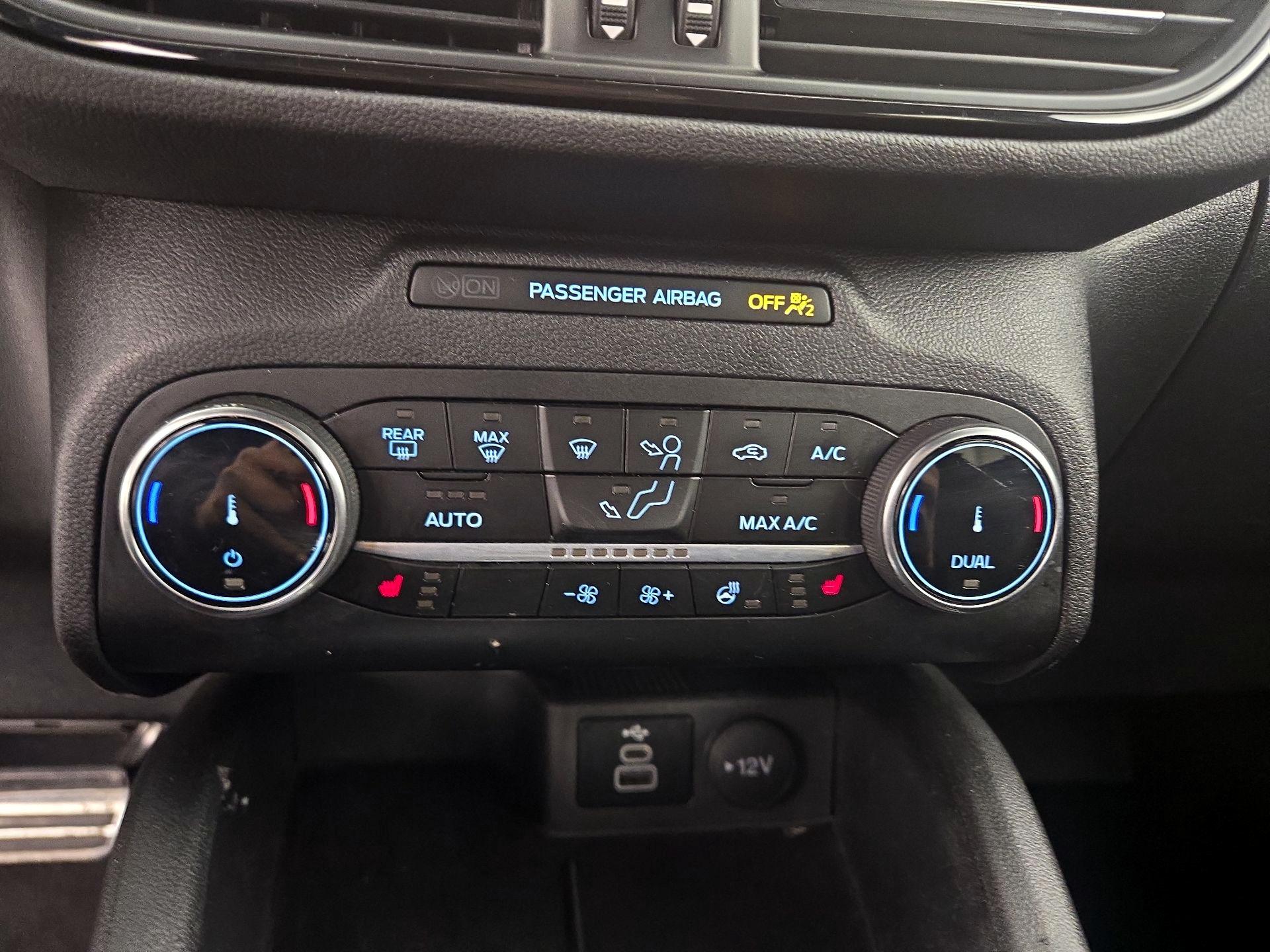 Thumbnail: 2024 Ford Escape - 16