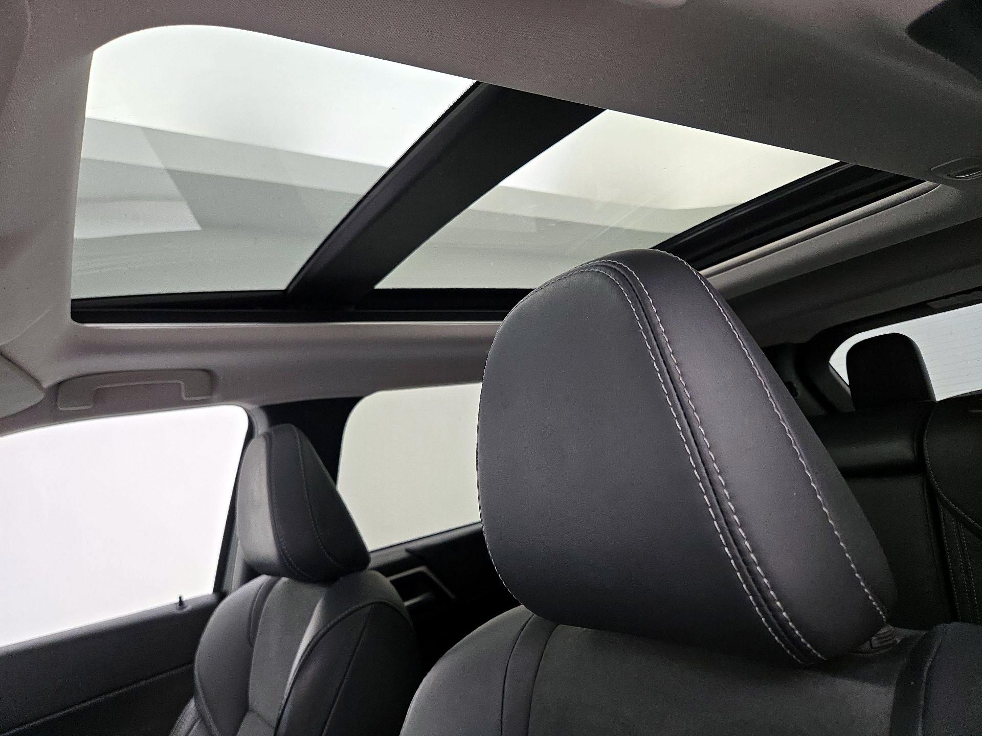 Thumbnail: 2024 Mitsubishi Outlander - 20