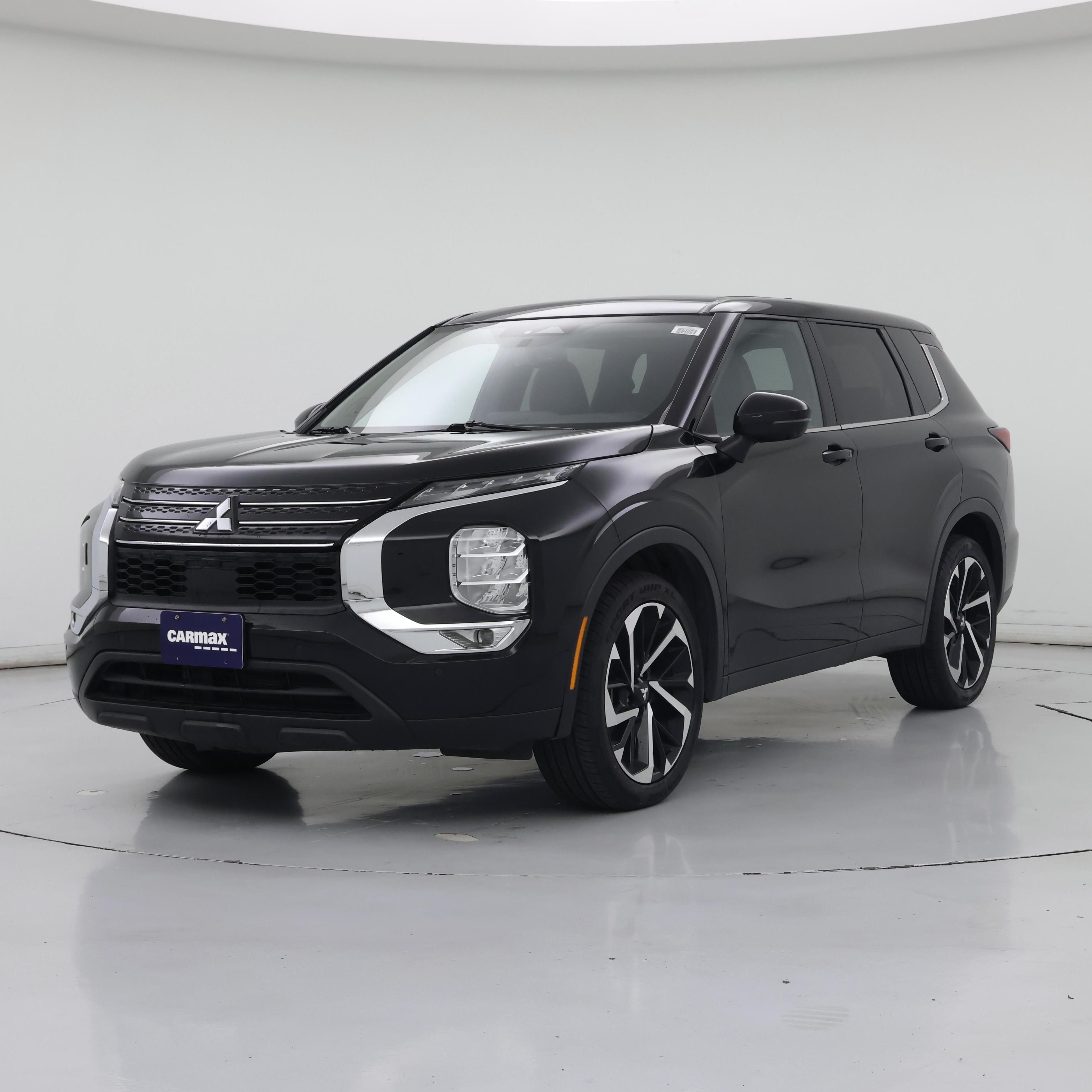 Thumbnail: 2024 Mitsubishi Outlander - 4