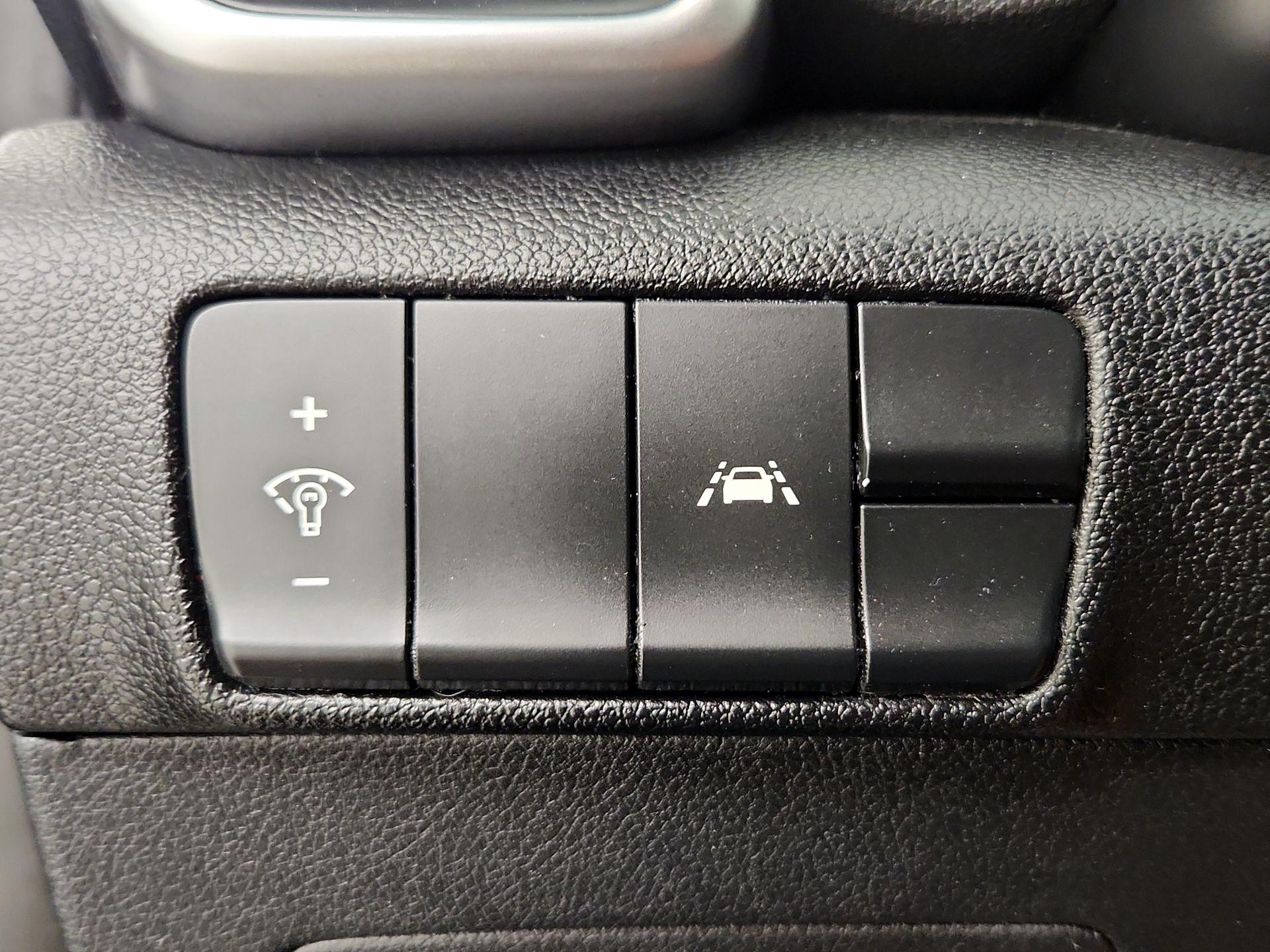 Thumbnail: 2021 Kia Sportage - 13