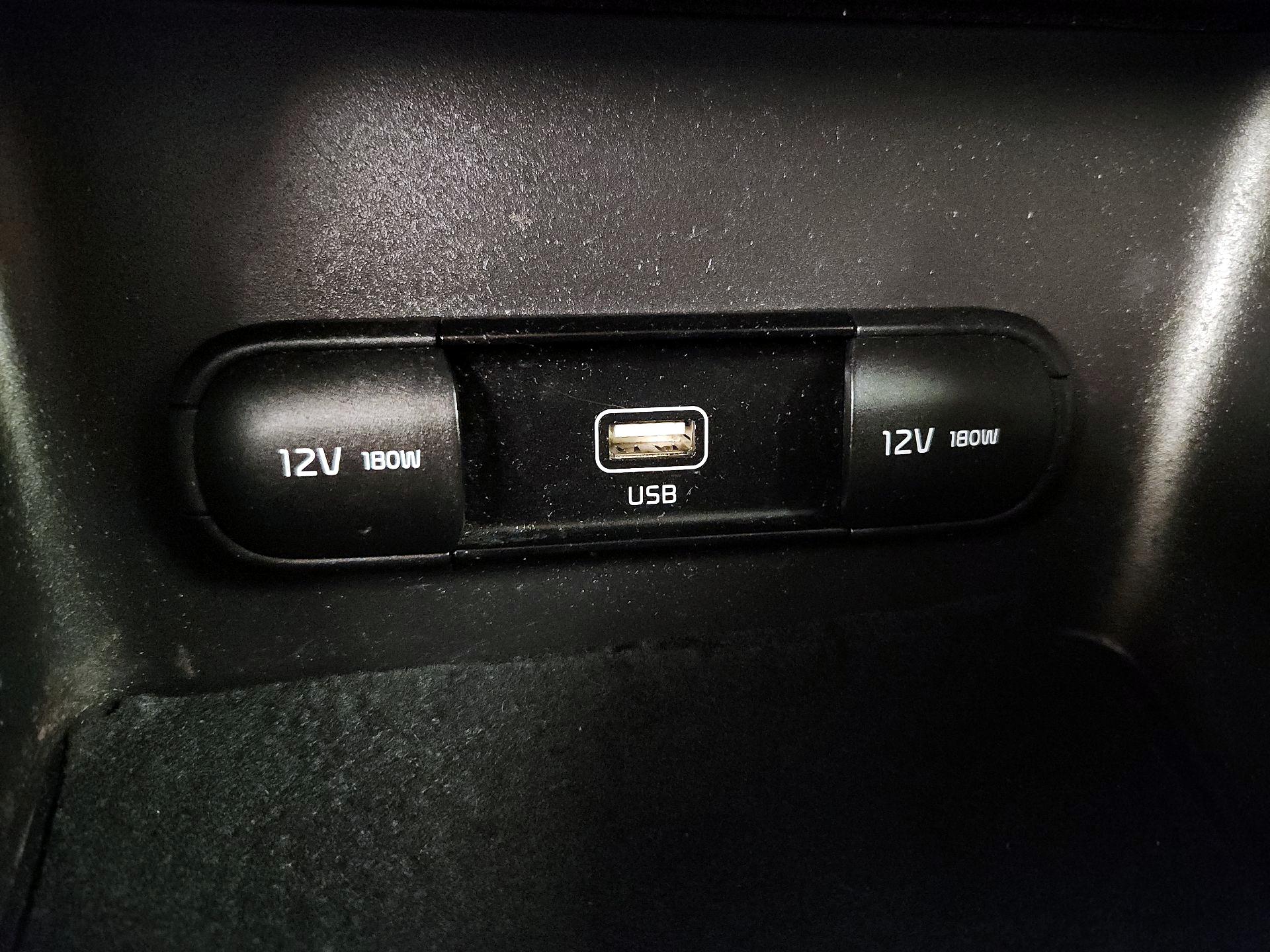 Thumbnail: 2021 Kia Sportage - 18