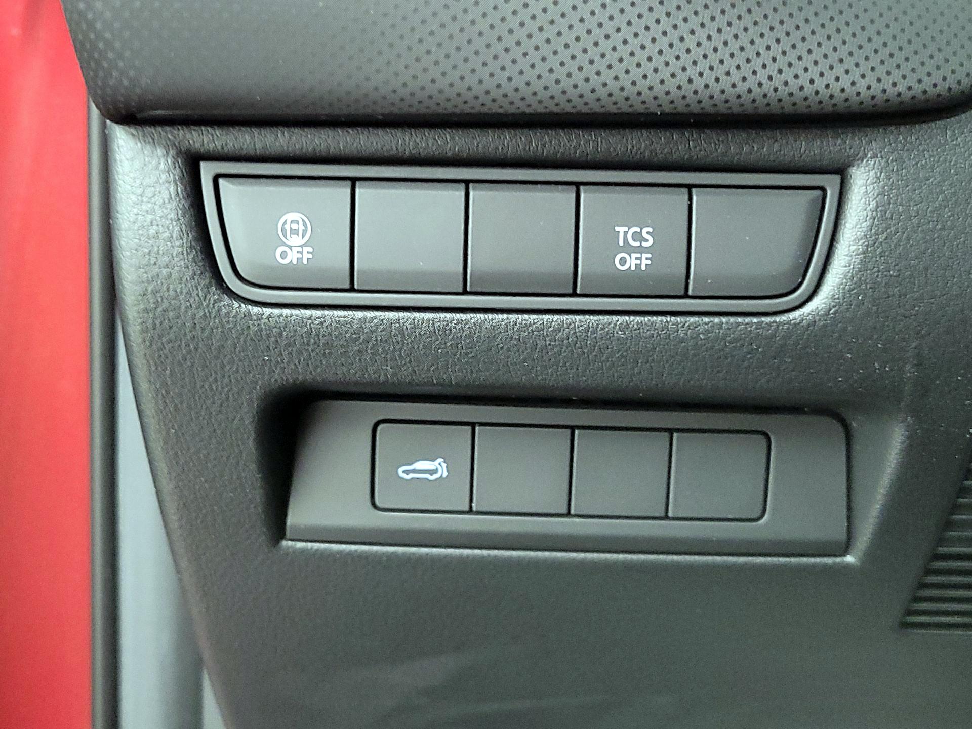 Thumbnail: 2024 Mazda CX-50 - 13