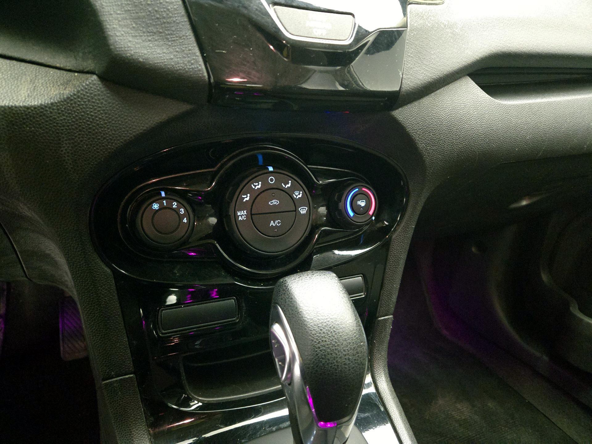 Thumbnail: 2019 Ford Fiesta - 15