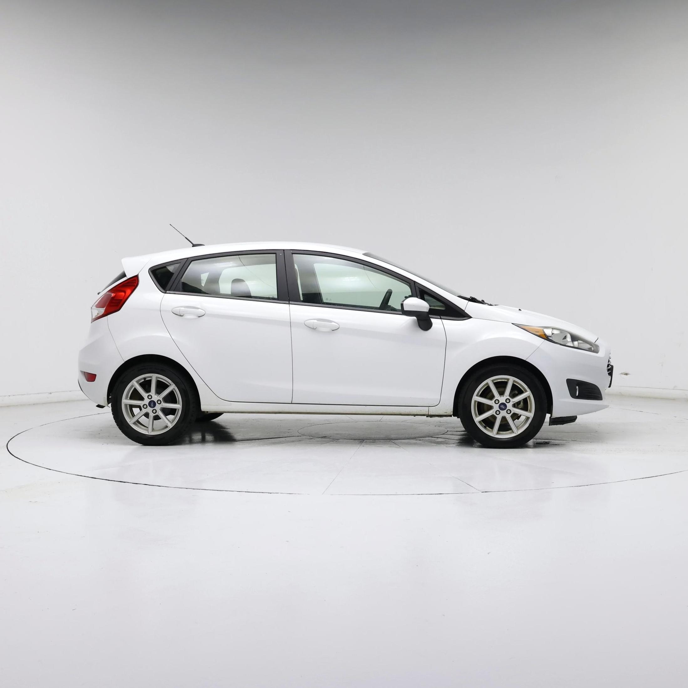 Thumbnail: 2019 Ford Fiesta - 7