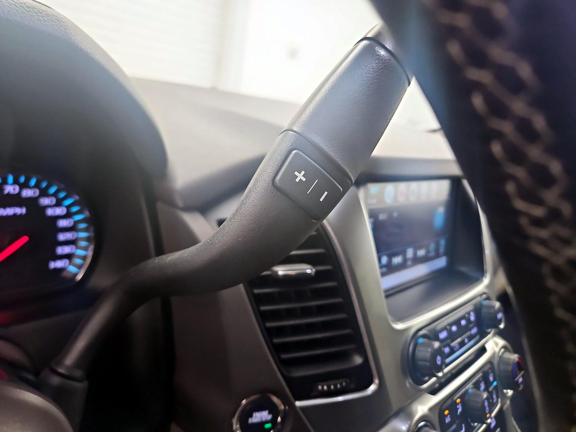 Thumbnail: 2020 Chevrolet Suburban - 15