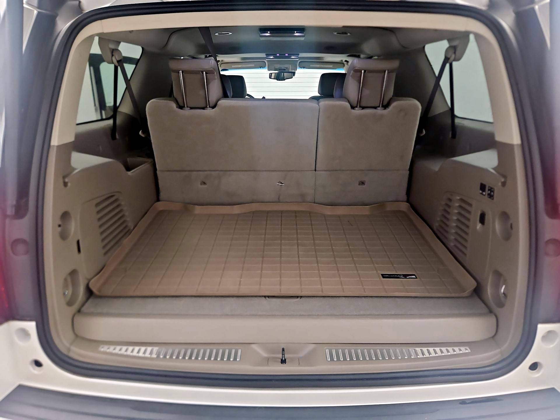 Thumbnail: 2020 Chevrolet Suburban - 17