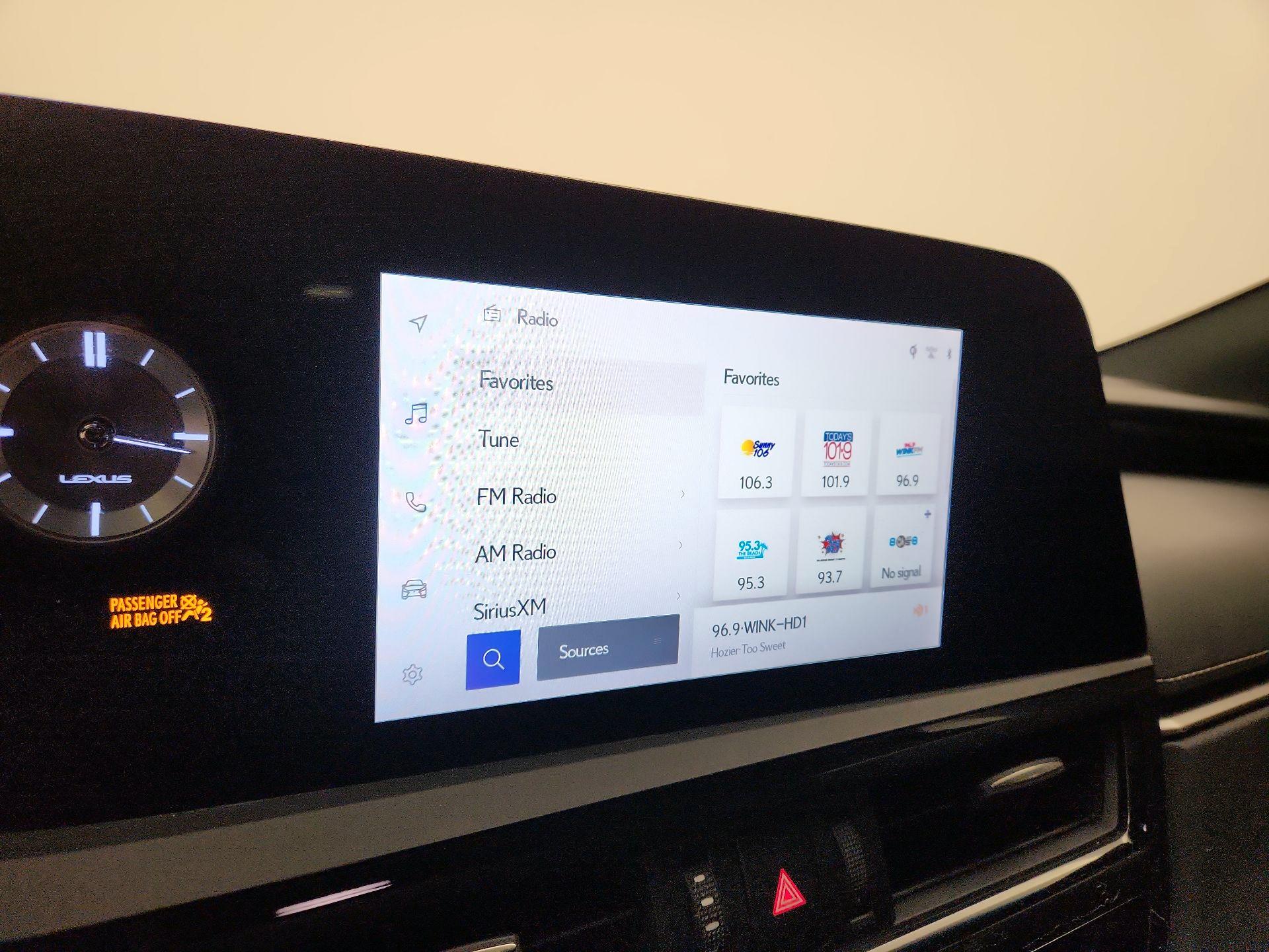 Thumbnail: 2024 Lexus ES - 16