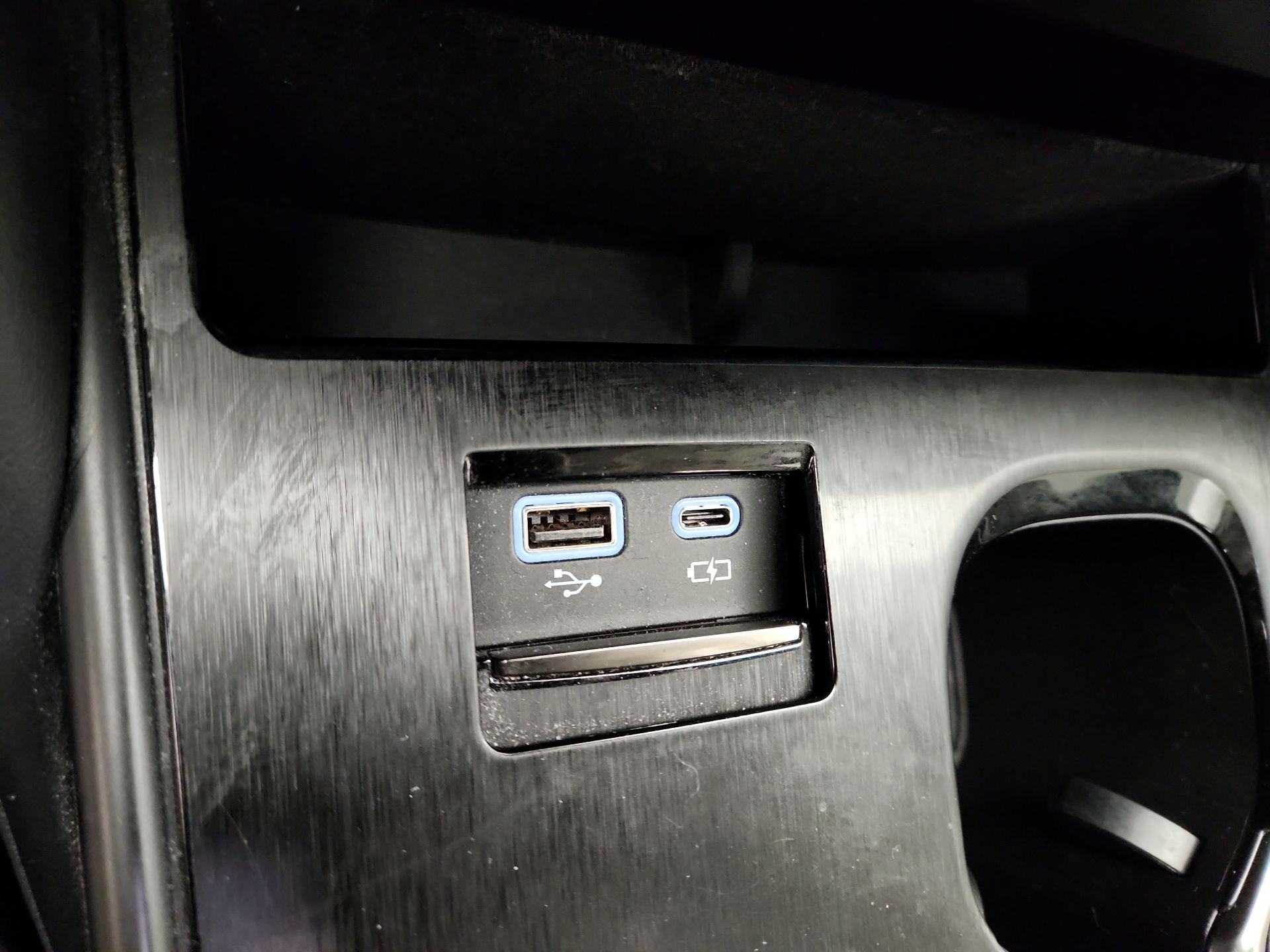 Thumbnail: 2024 Lexus ES - 19