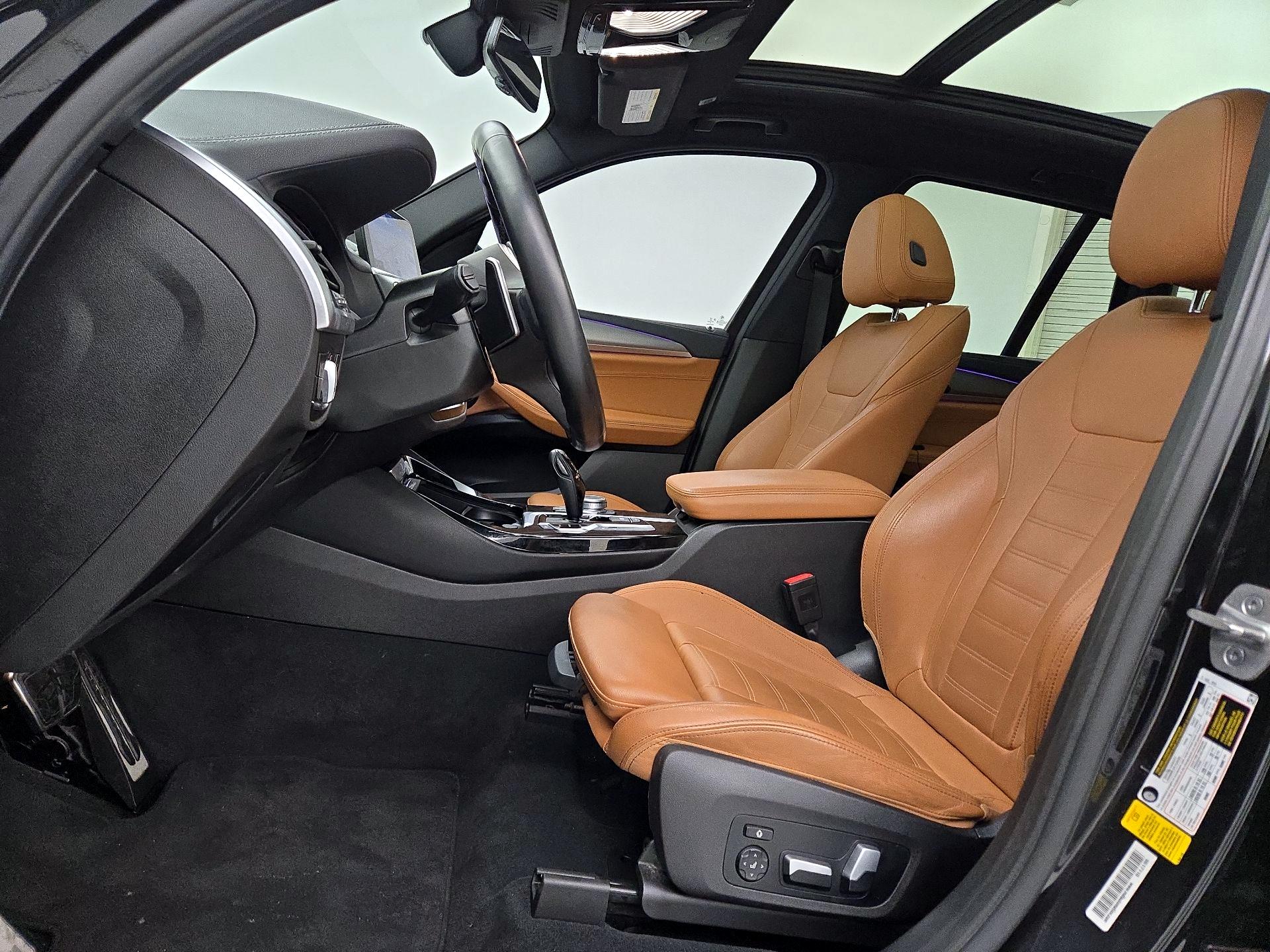 Thumbnail: 2021 BMW X3 - 11