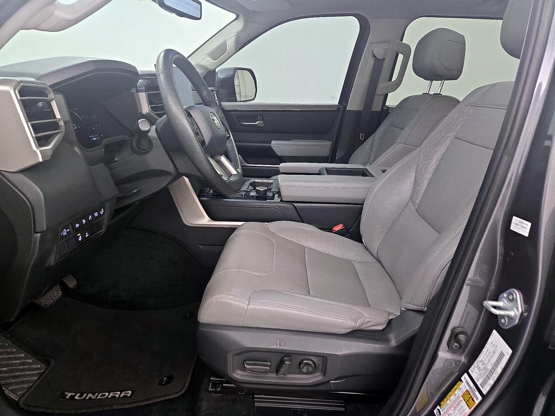 Thumbnail: 2022 Toyota Tundra - 11