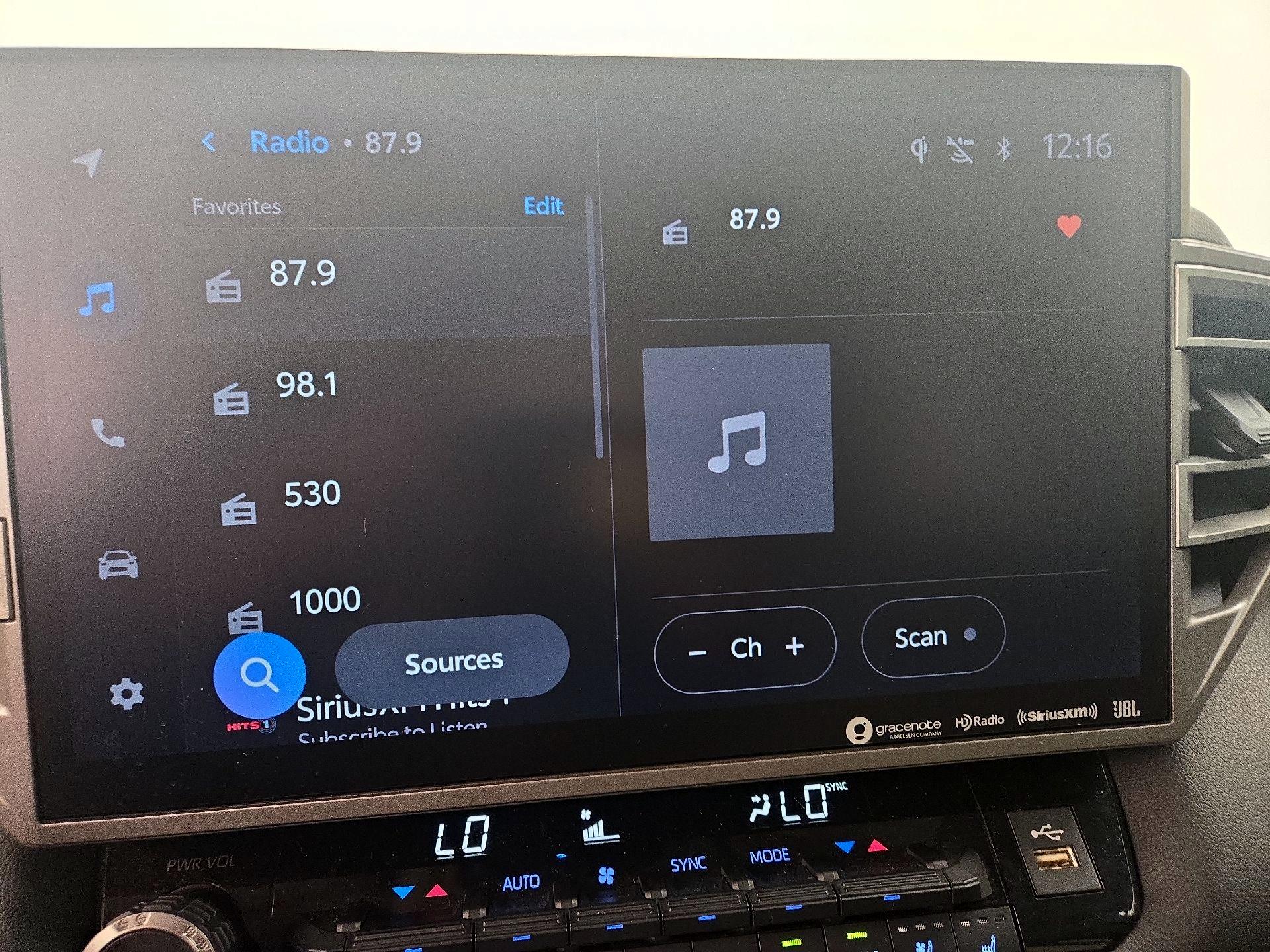 Thumbnail: 2022 Toyota Tundra - 15