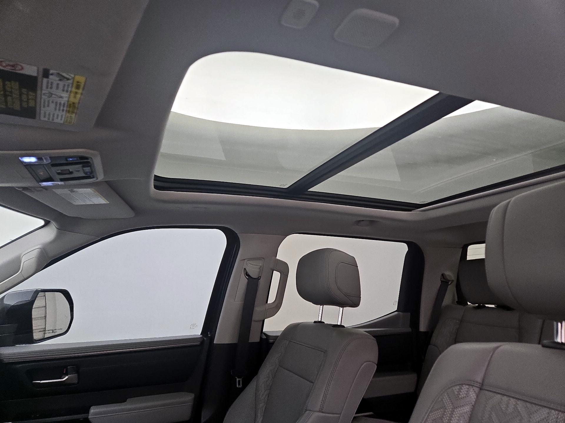 Thumbnail: 2022 Toyota Tundra - 19