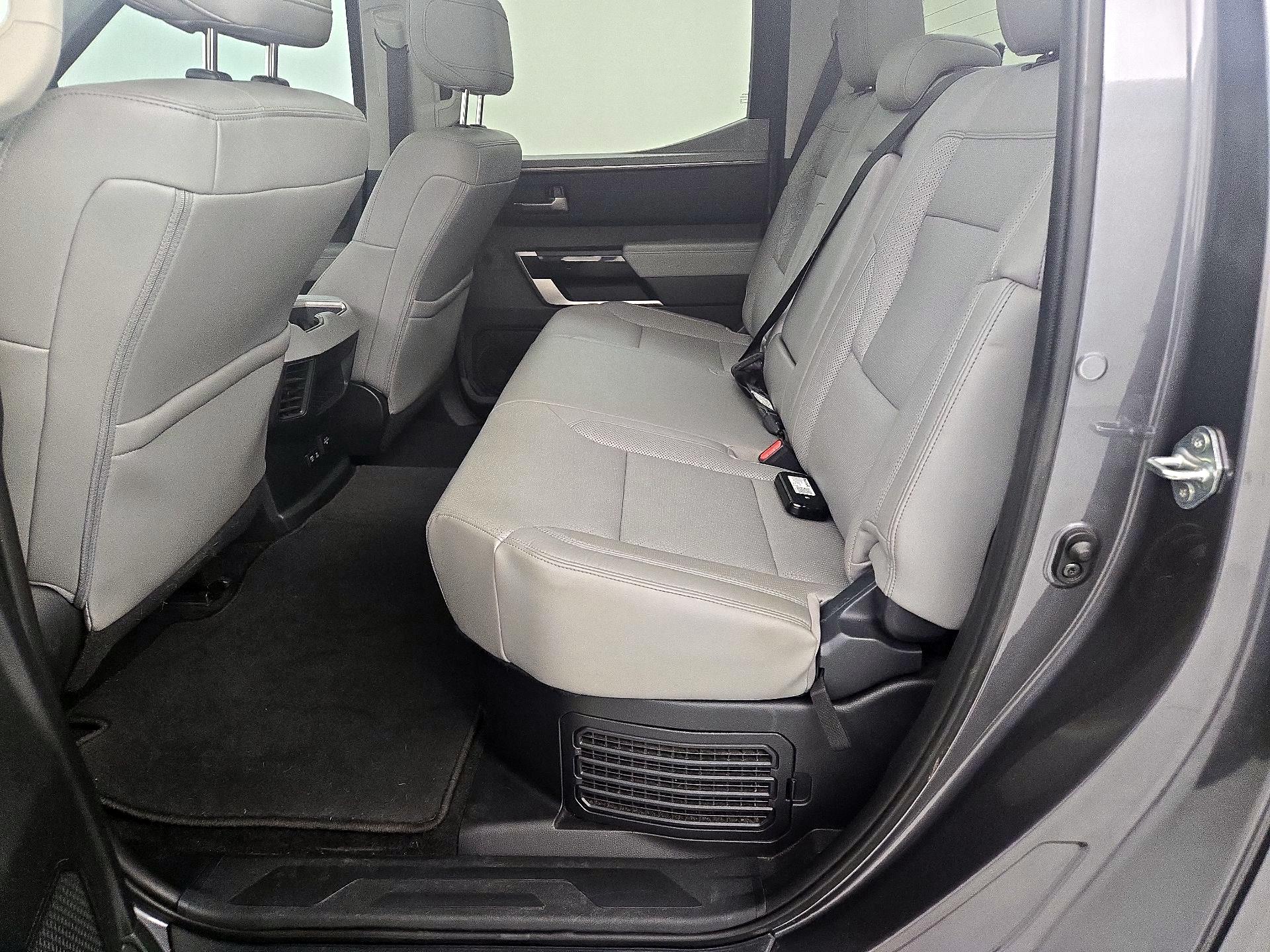 Thumbnail: 2022 Toyota Tundra - 20