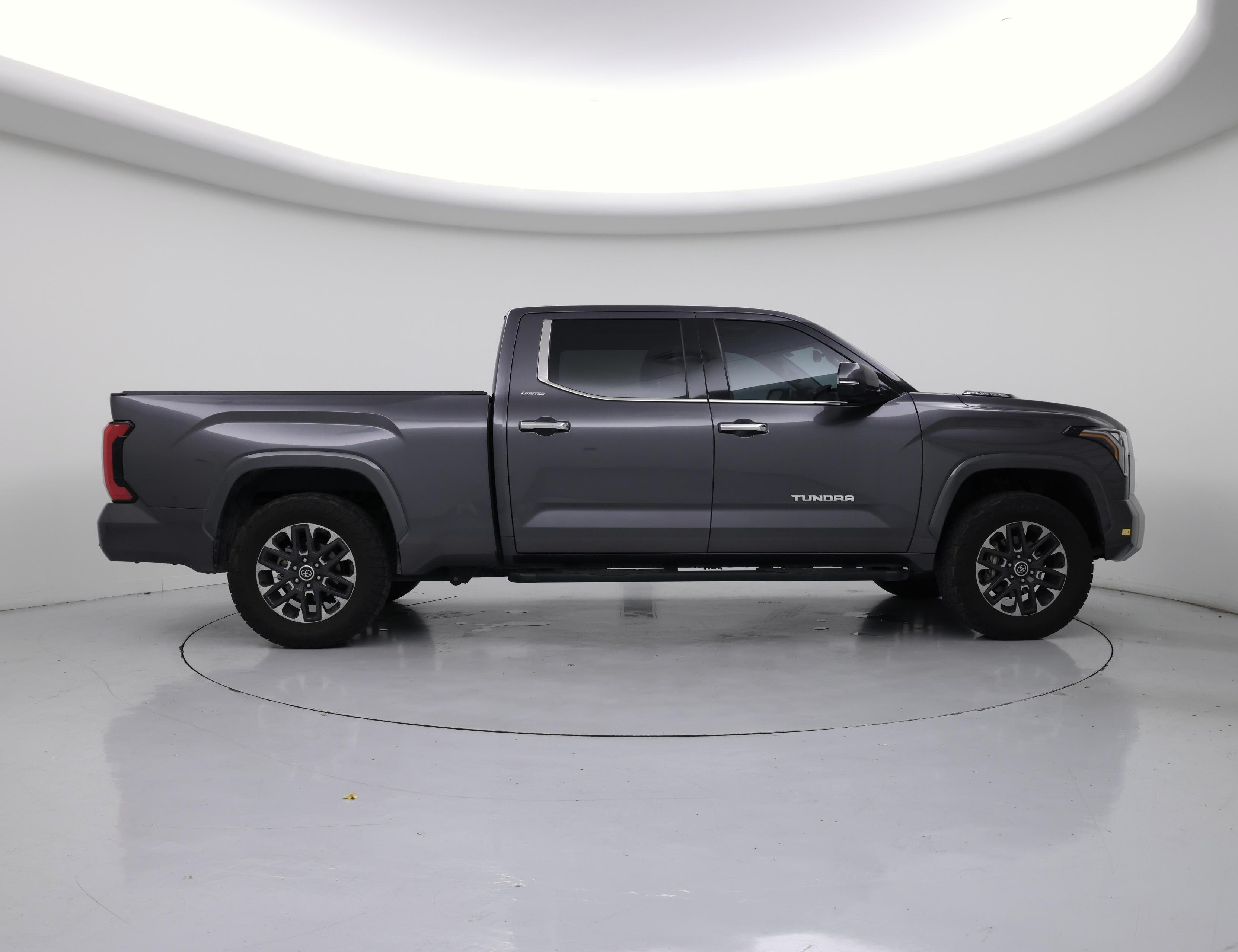 Thumbnail: 2022 Toyota Tundra - 7