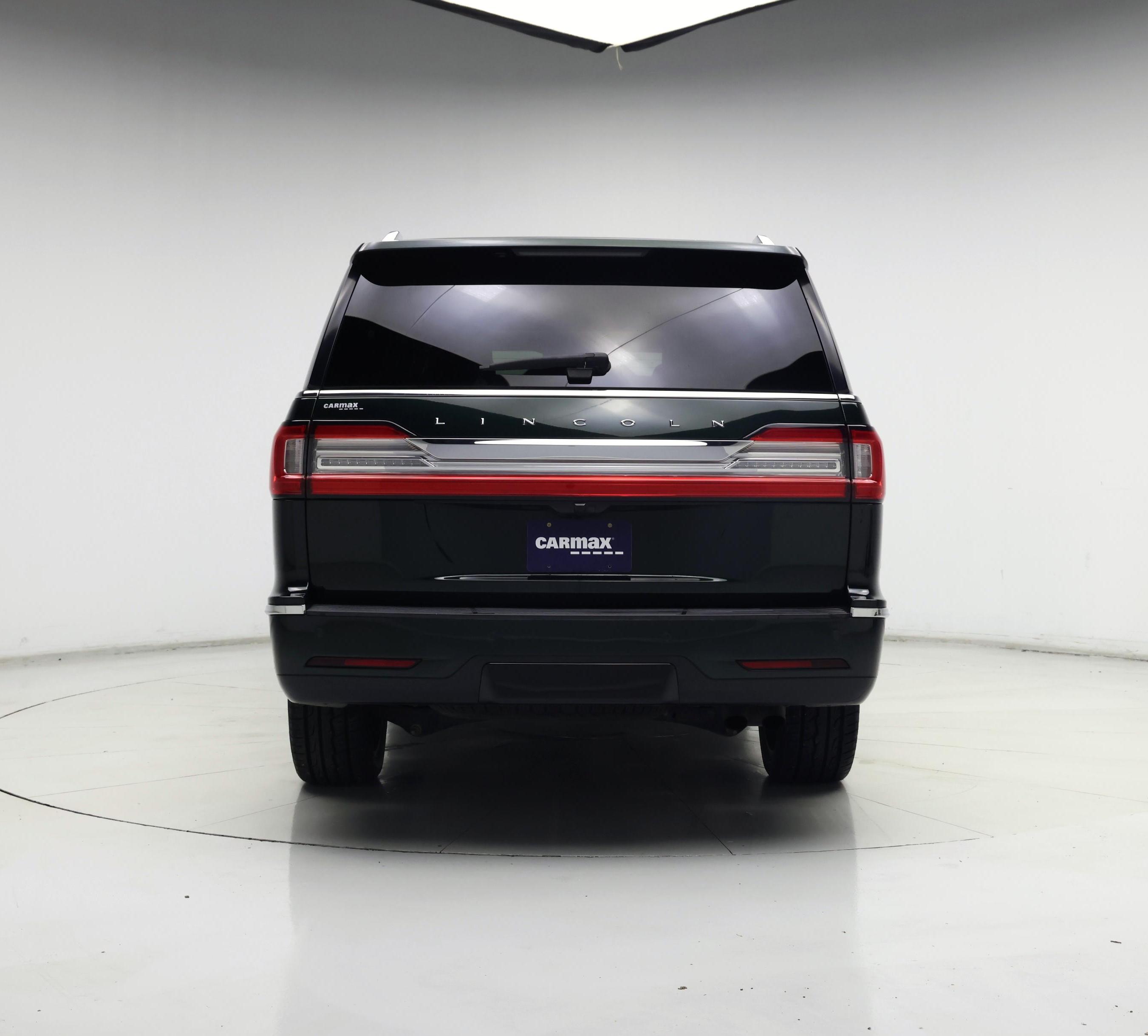 Thumbnail: 2021 Lincoln Navigator L - 6