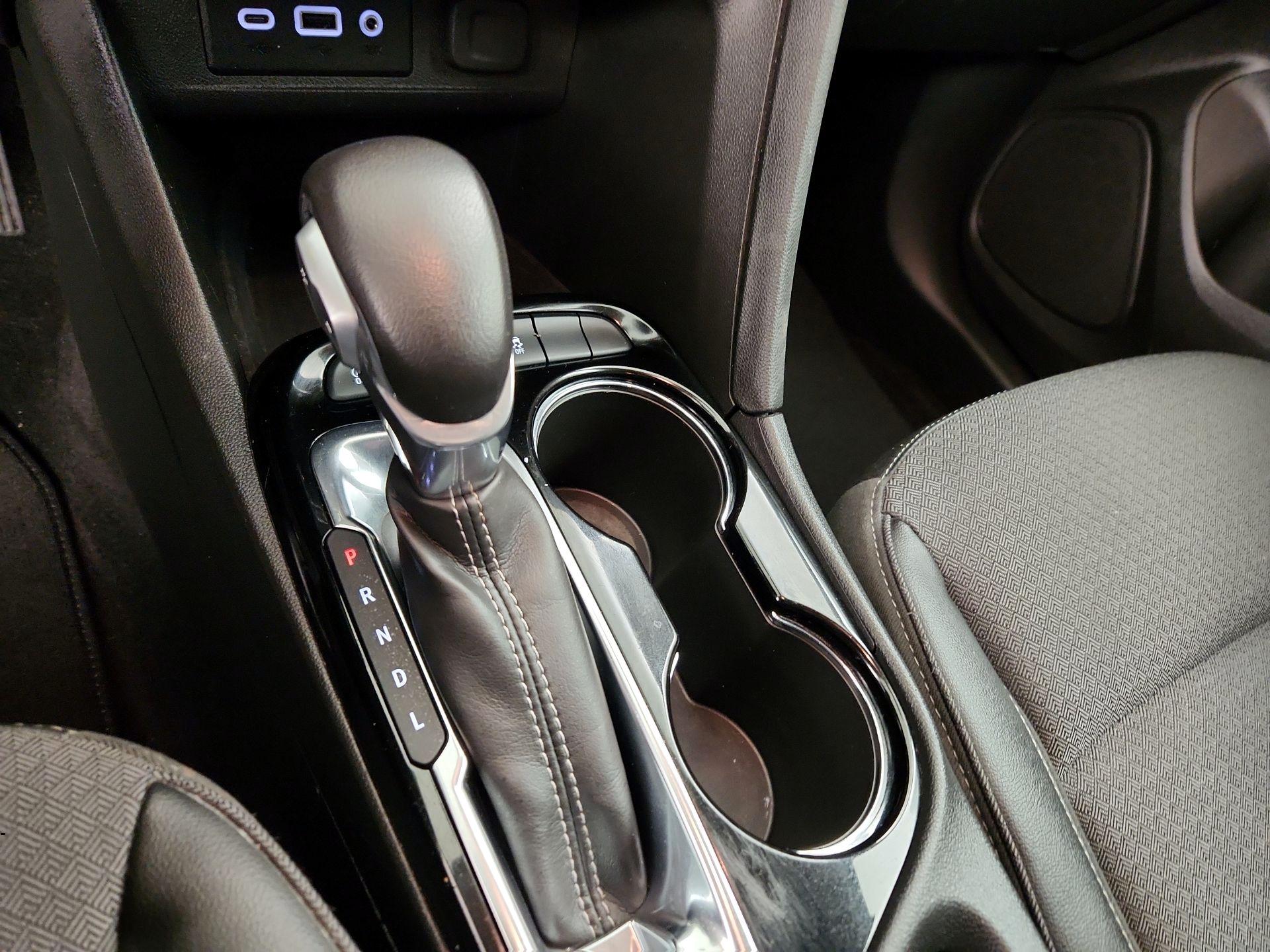 Thumbnail: 2022 Buick Encore GX - 17