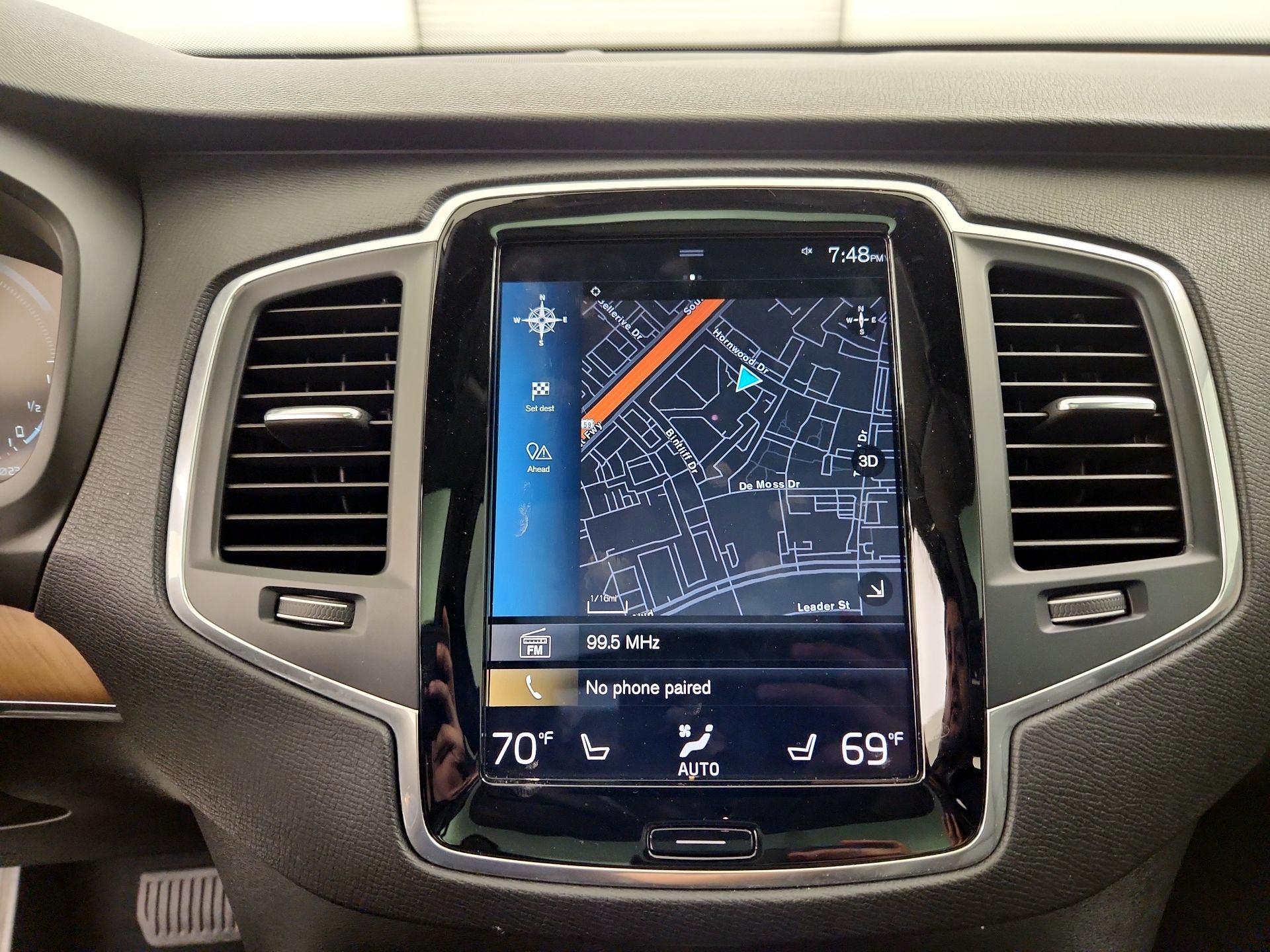 Thumbnail: 2021 Volvo XC90 - 14