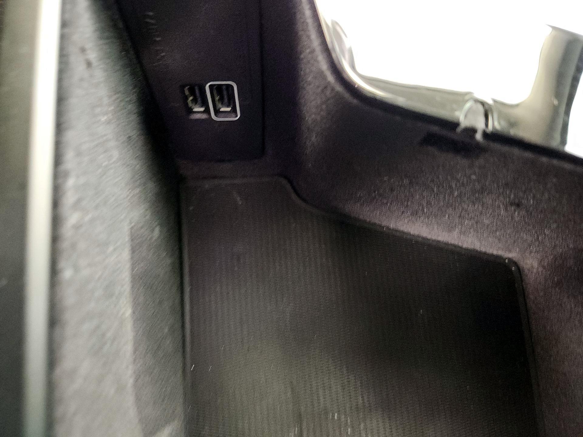 Thumbnail: 2021 Volvo XC90 - 19