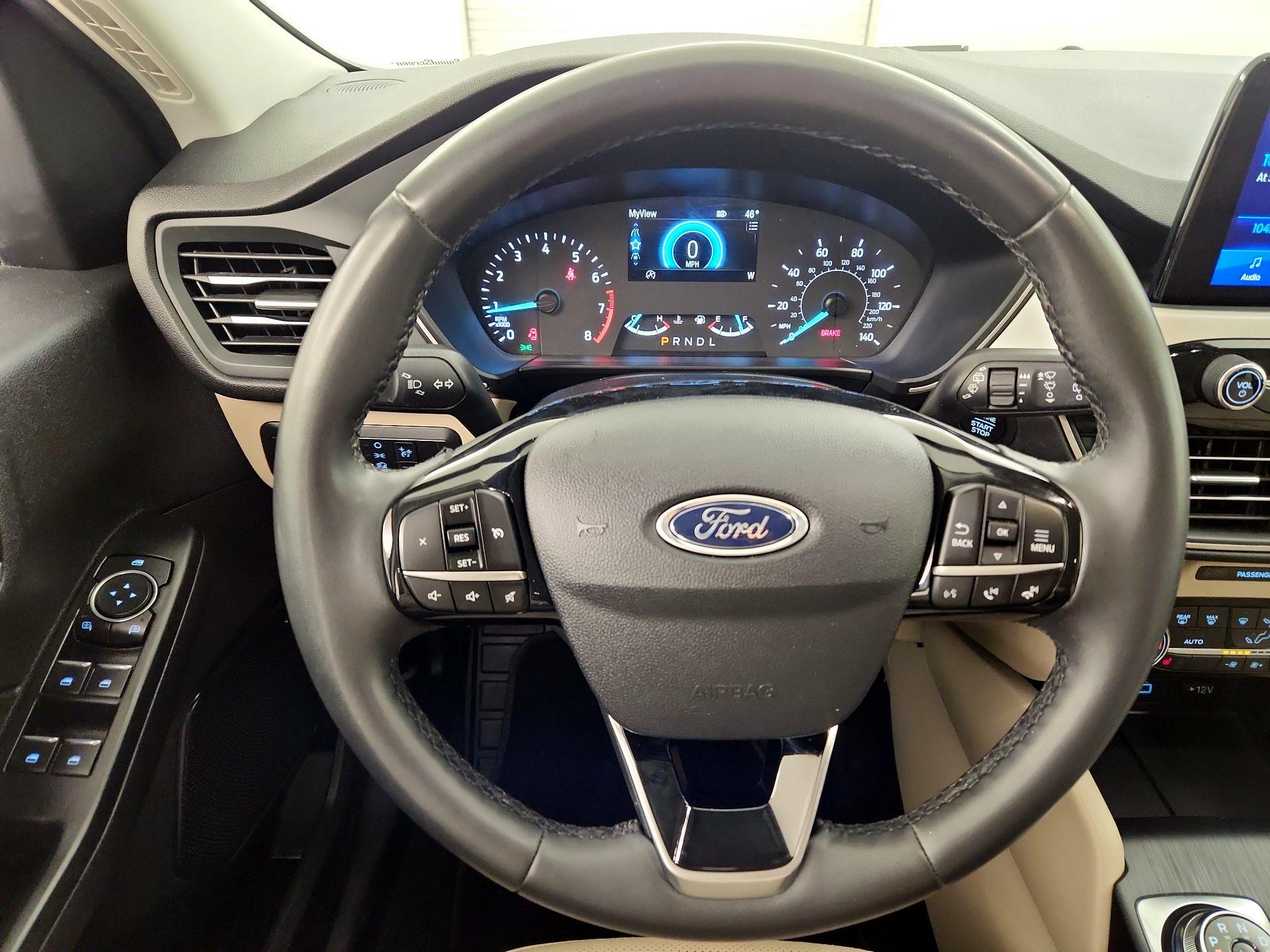 Thumbnail: 2022 Ford Escape - 10