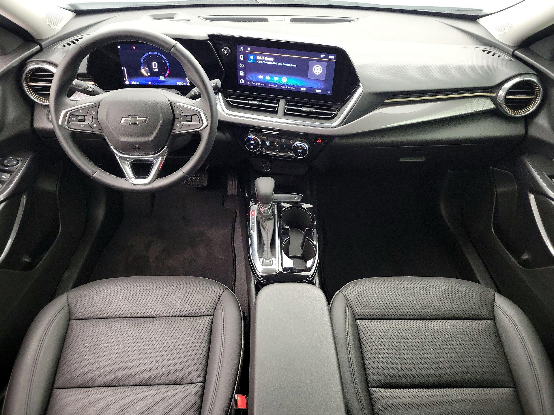 Thumbnail: 2025 Chevrolet Trax - 9