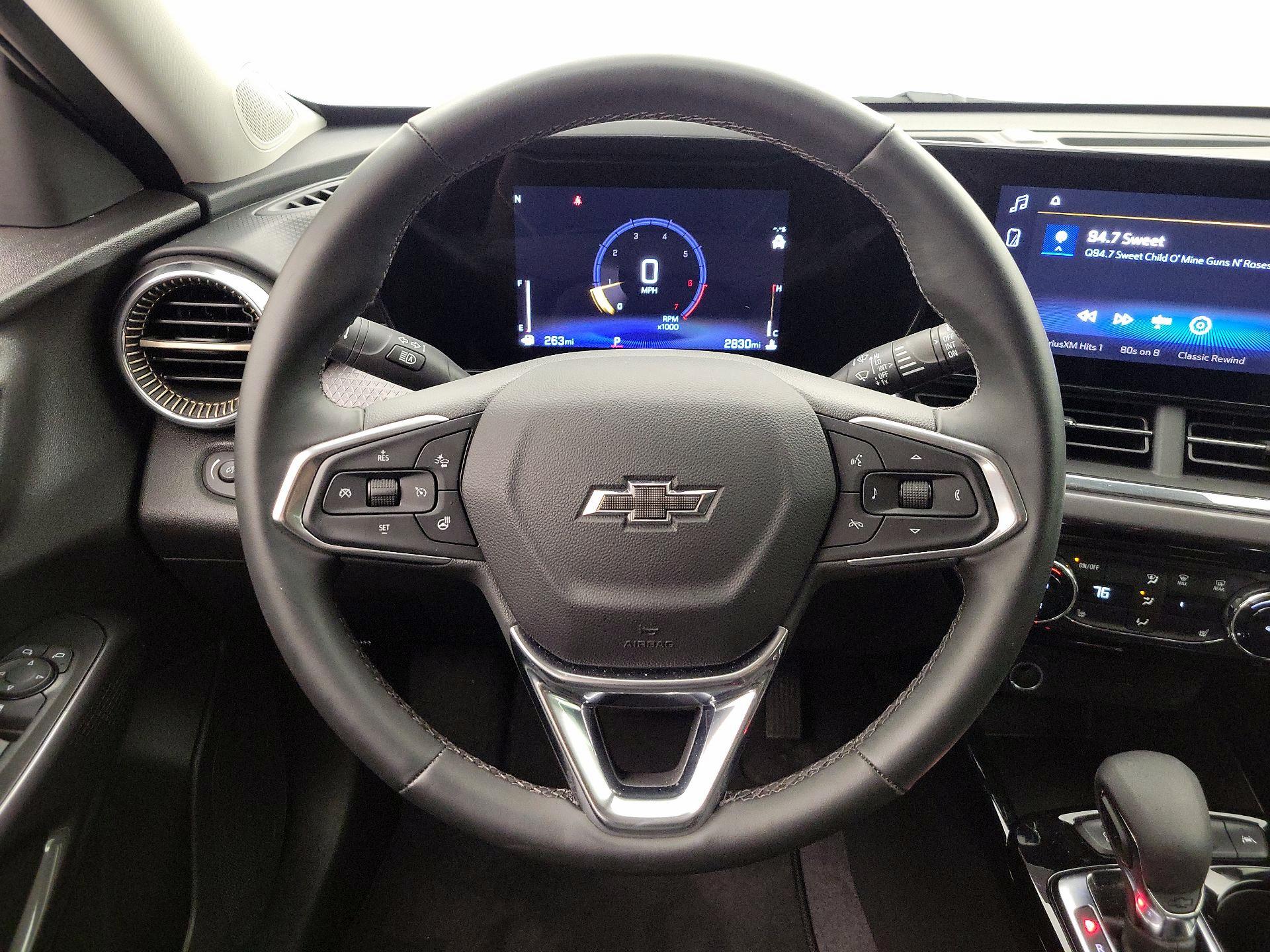 Thumbnail: 2025 Chevrolet Trax - 10