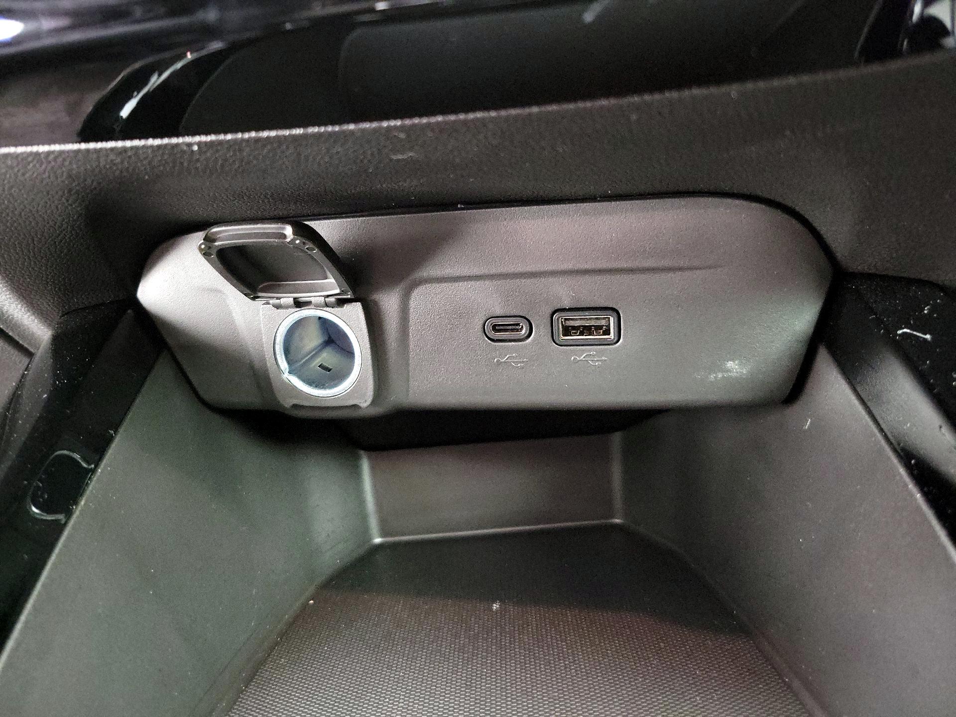 Thumbnail: 2025 Chevrolet Trax - 18