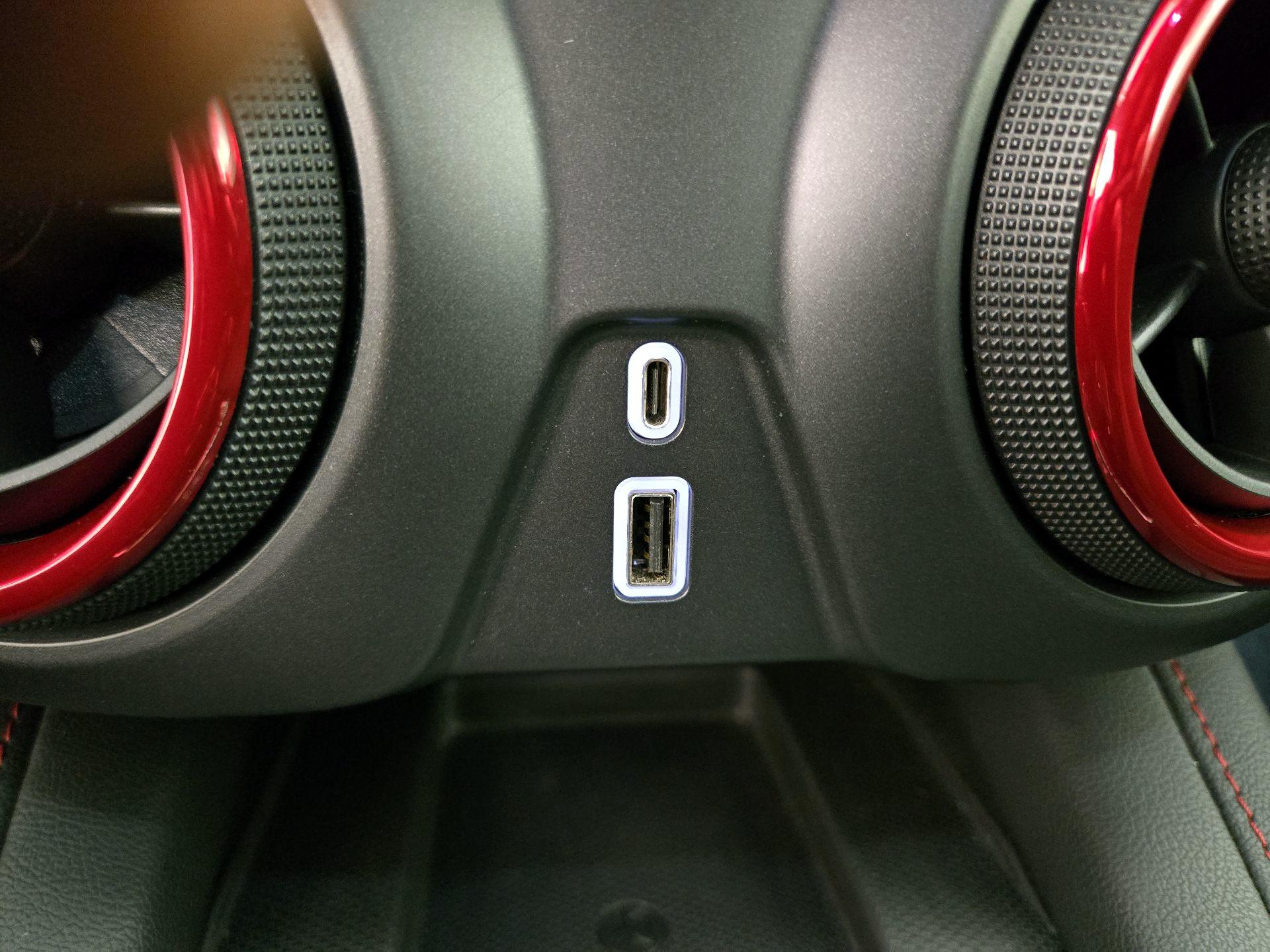 Thumbnail: 2020 Chevrolet Blazer - 19