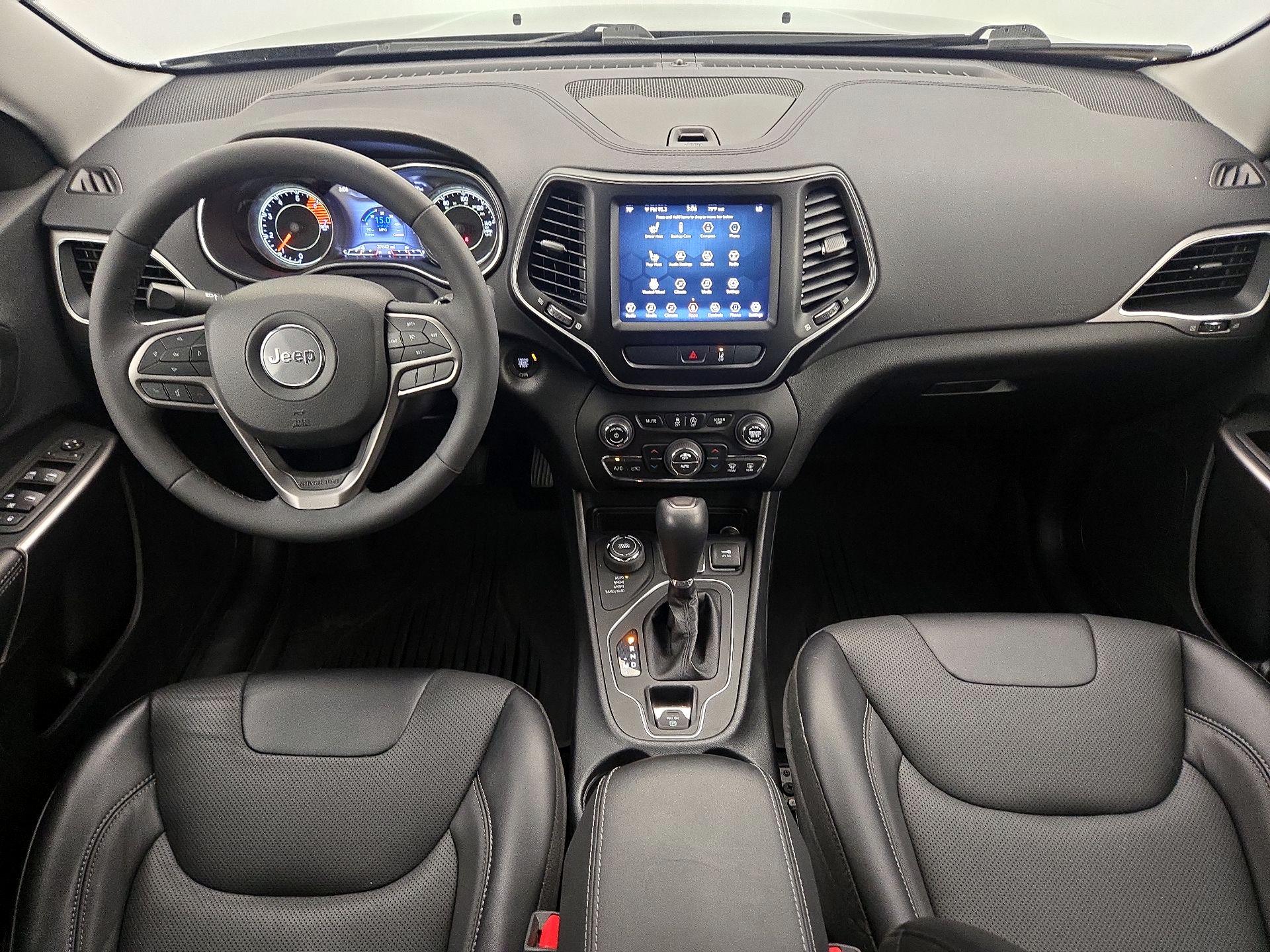 Thumbnail: 2022 Jeep Cherokee - 9