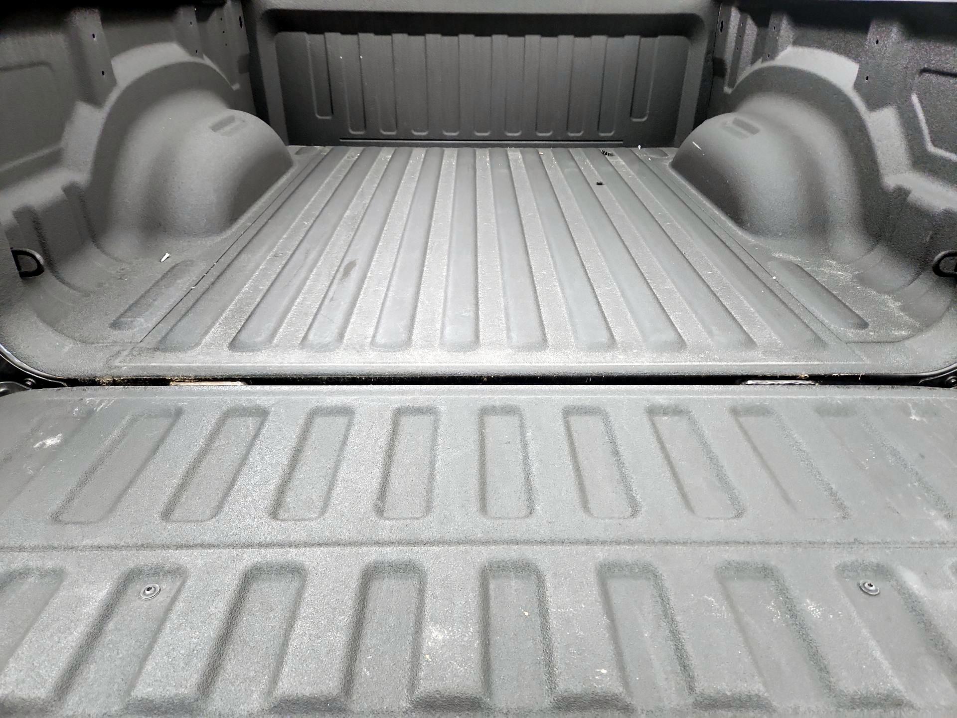 Thumbnail: 2023 RAM 1500 - 20