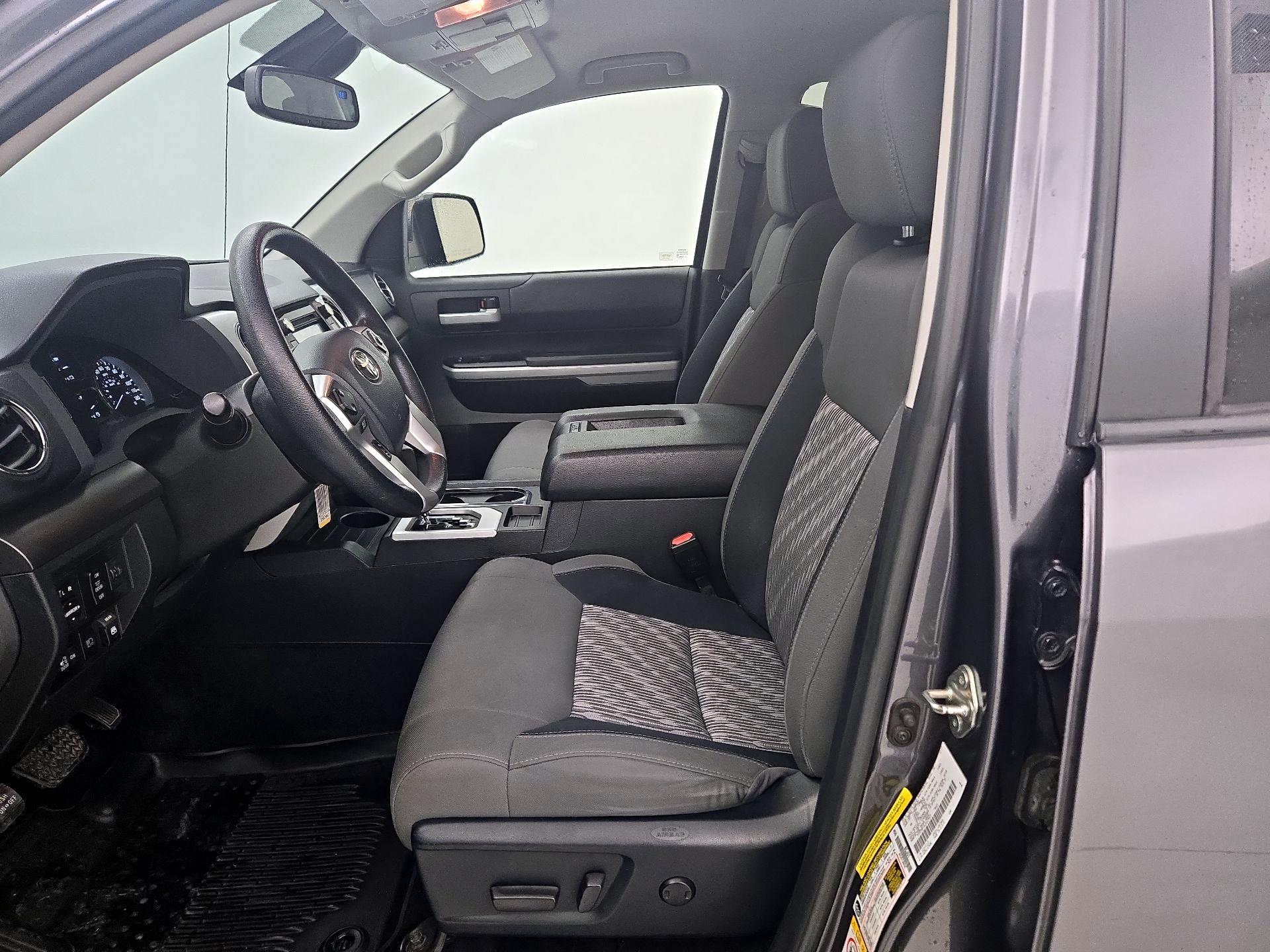 Thumbnail: 2018 Toyota Tundra - 11