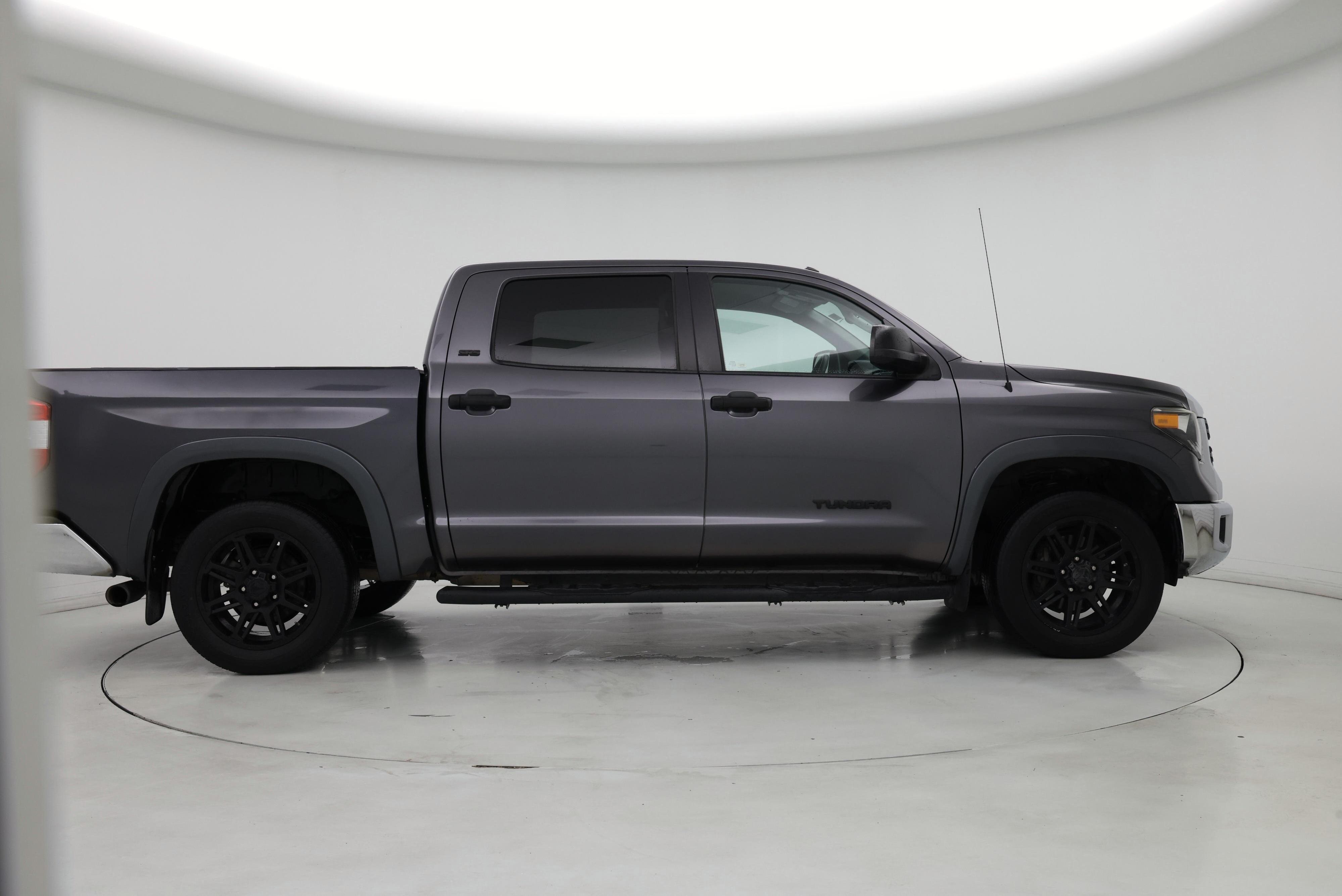 Thumbnail: 2018 Toyota Tundra - 7