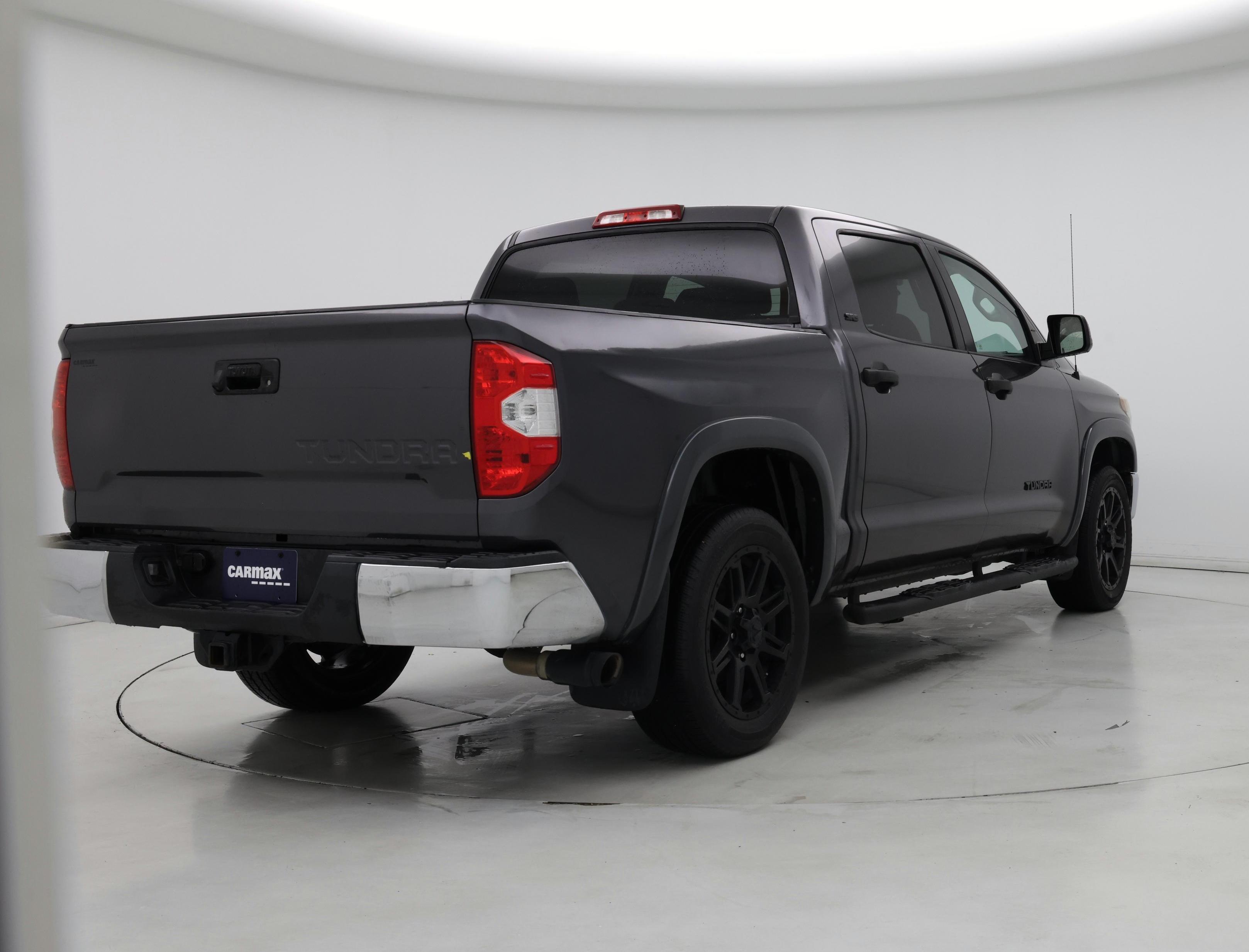 Thumbnail: 2018 Toyota Tundra - 8