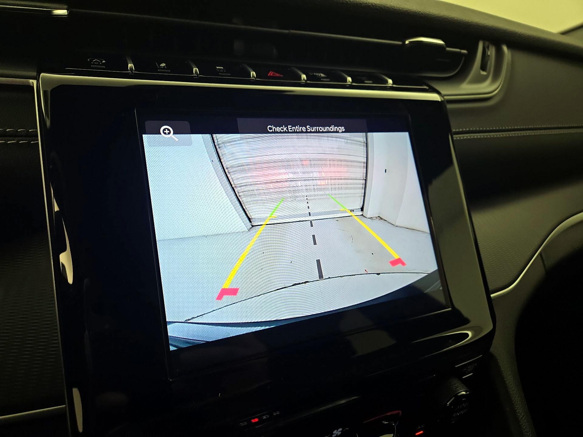 Thumbnail: 2025 Jeep Grand Cherokee - 14