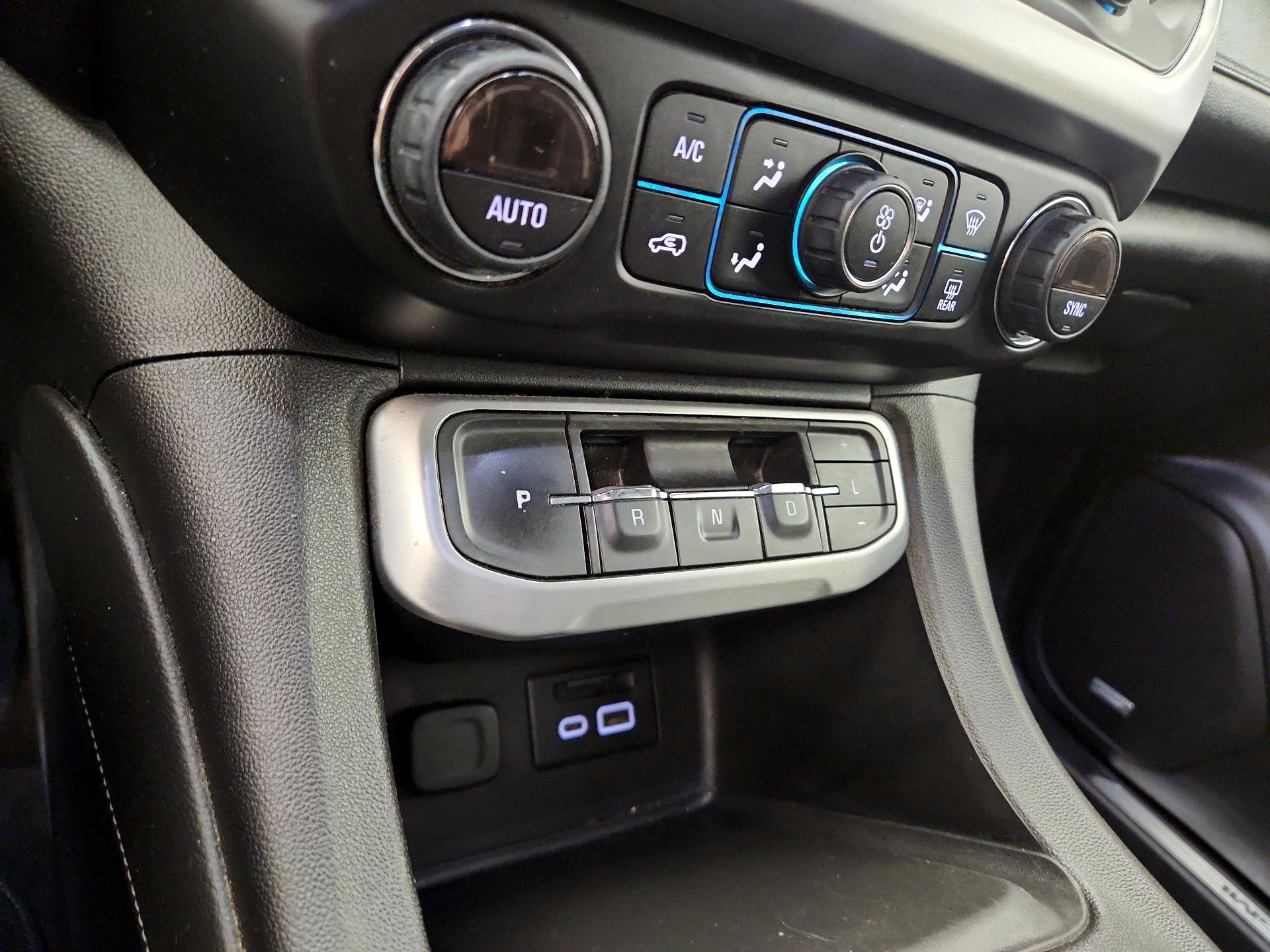 Thumbnail: 2020 GMC Acadia - 15