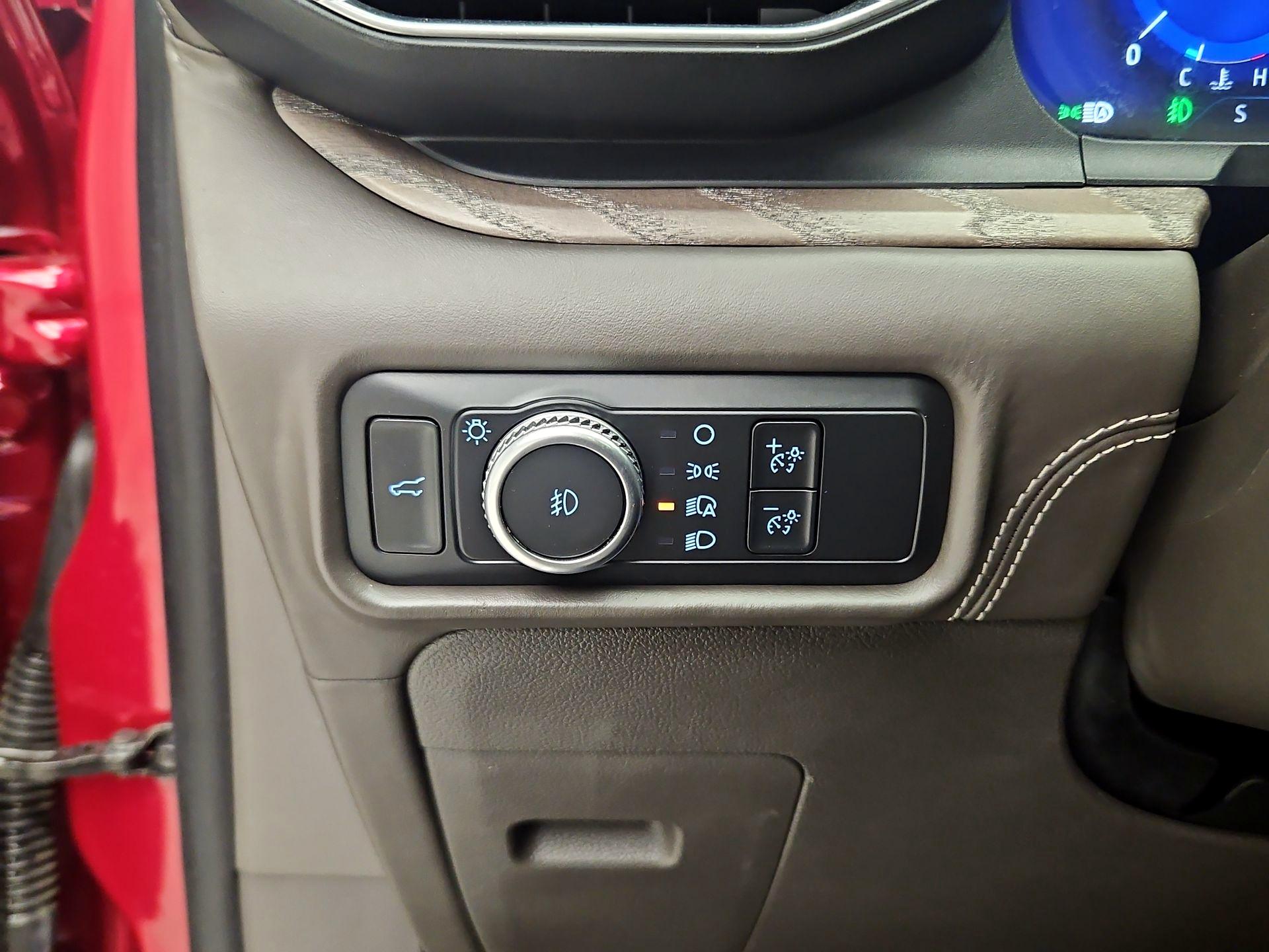 Thumbnail: 2022 Ford Explorer - 13