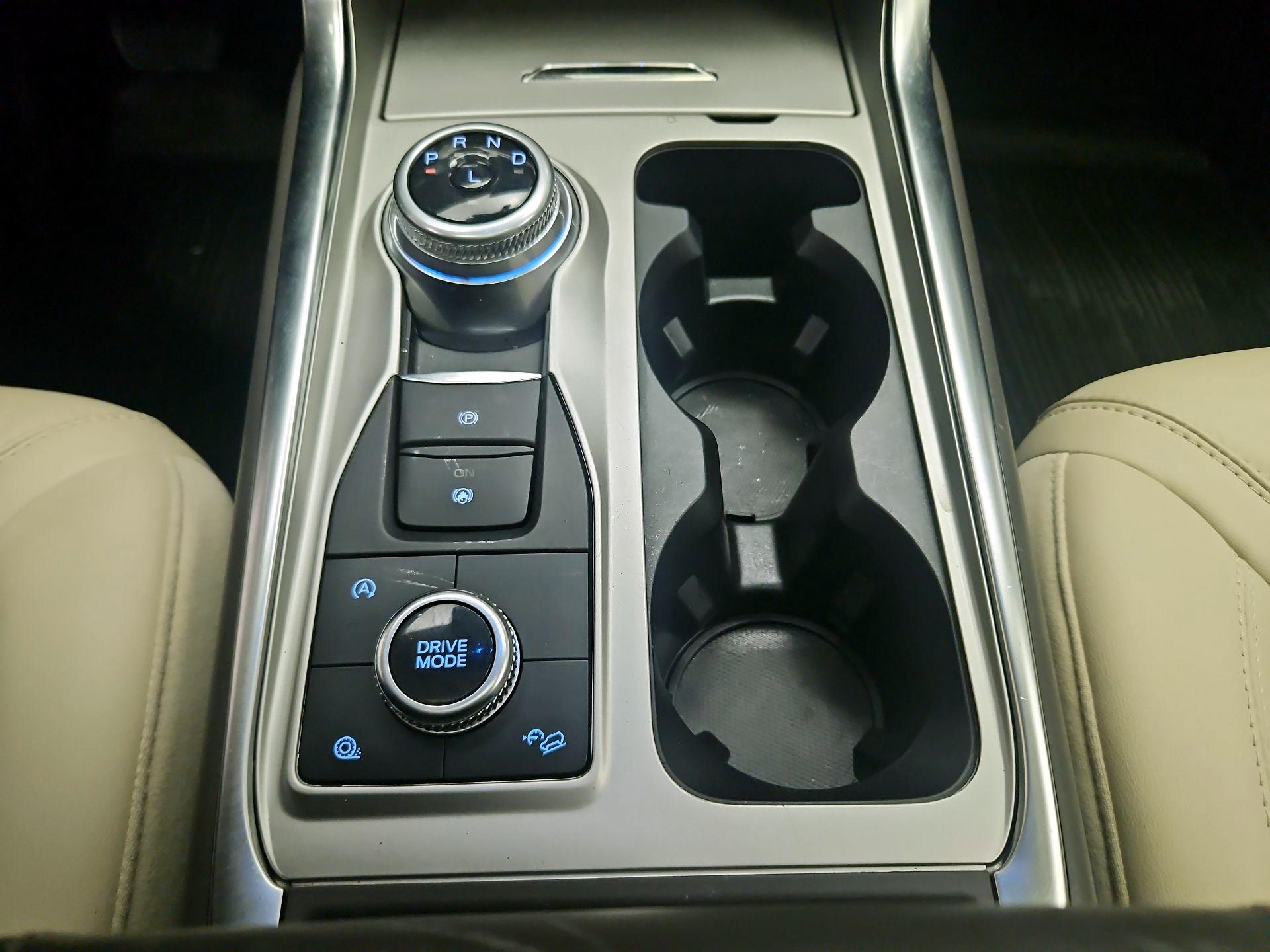 Thumbnail: 2022 Ford Explorer - 18