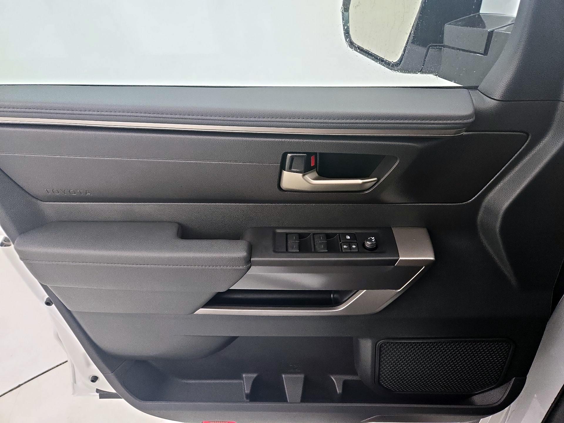 Thumbnail: 2024 Toyota Tundra - 12